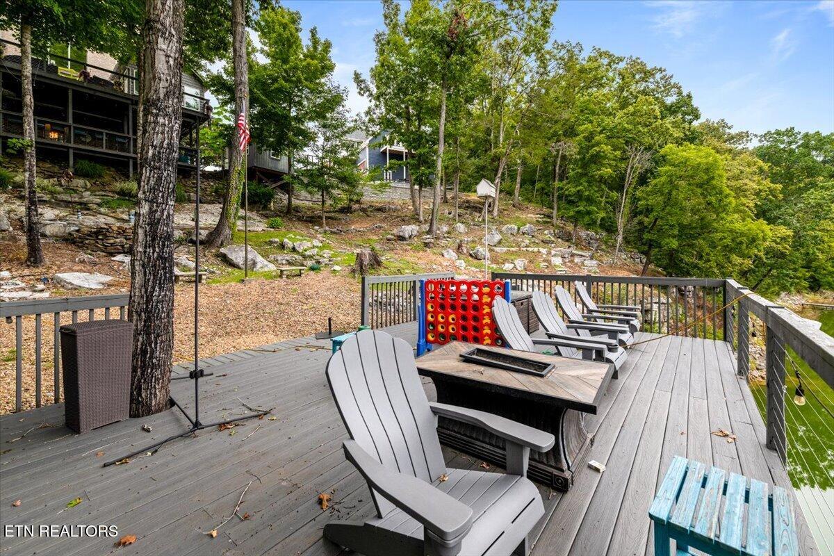 112 Bluff Trace Jacksboro TN 37757