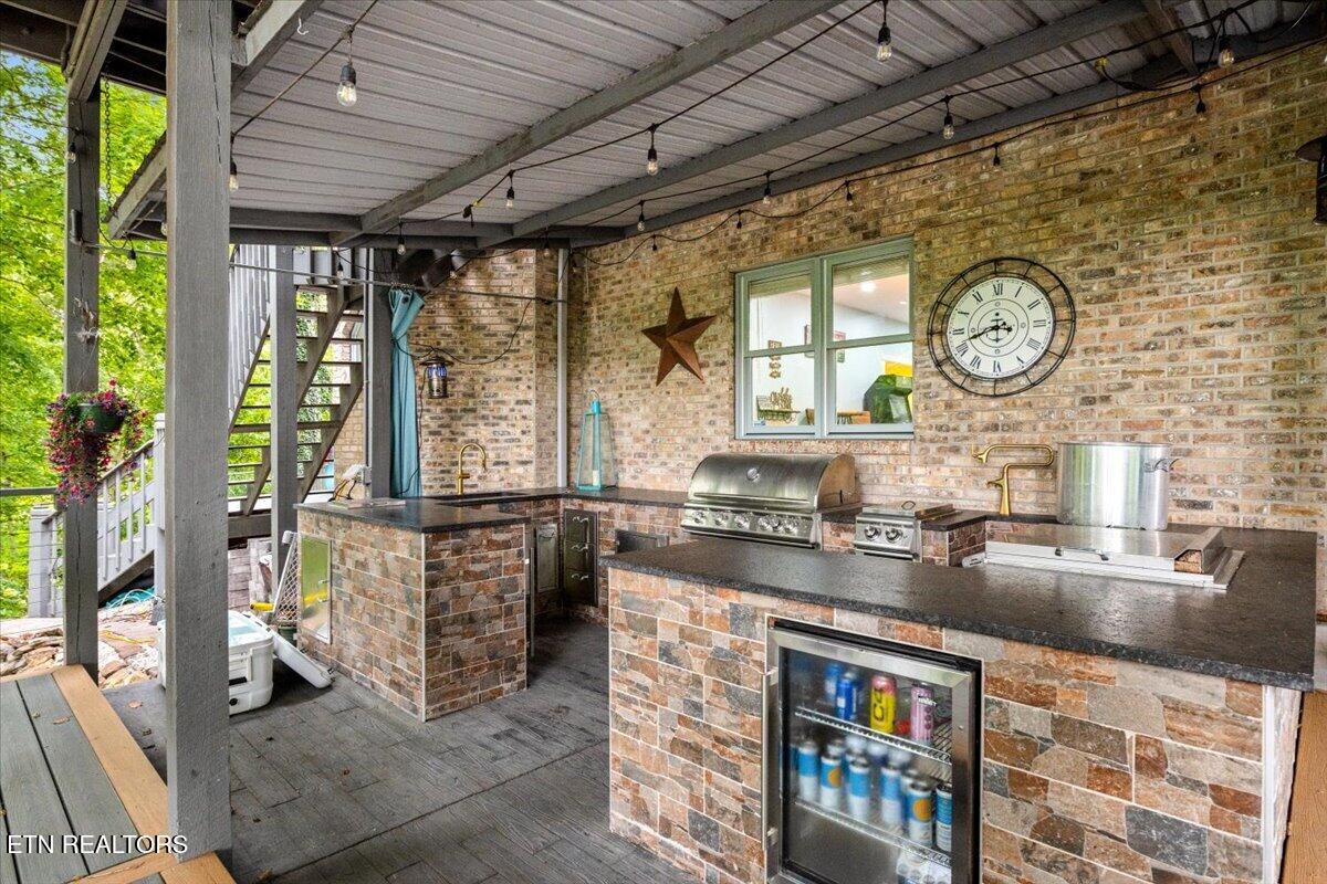 112 Bluff Trace Jacksboro TN 37757