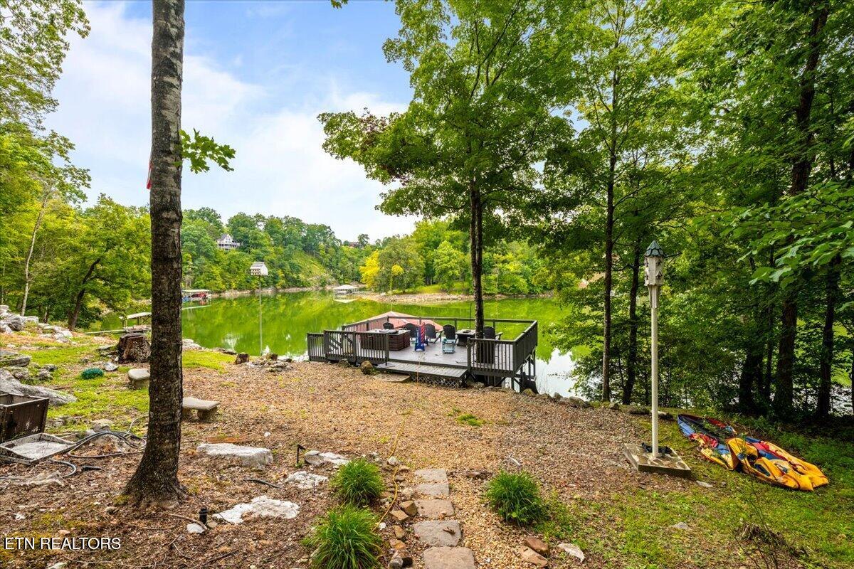 112 Bluff Trace Jacksboro TN 37757