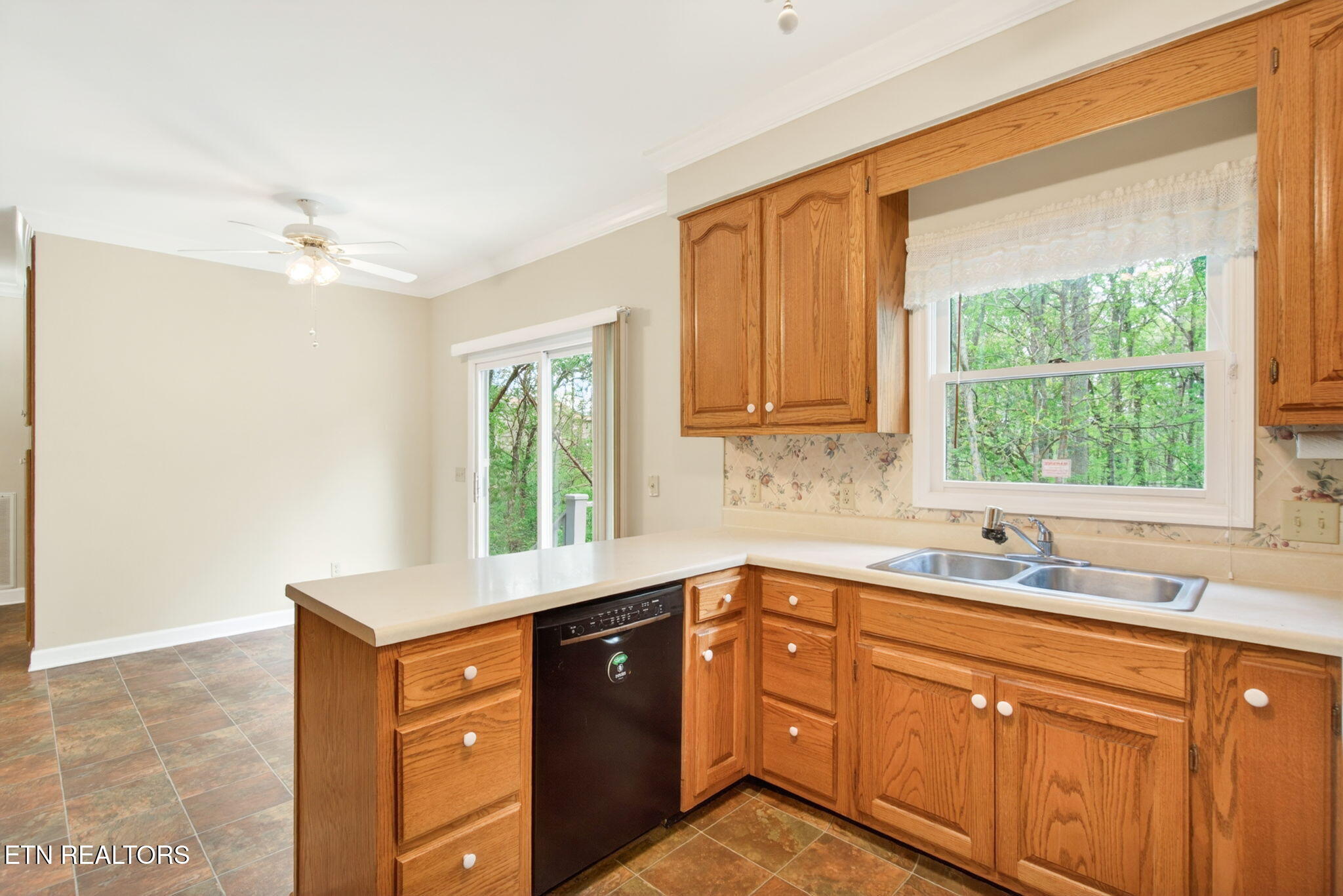 1782 Heathrow Drive Cookeville TN 38506