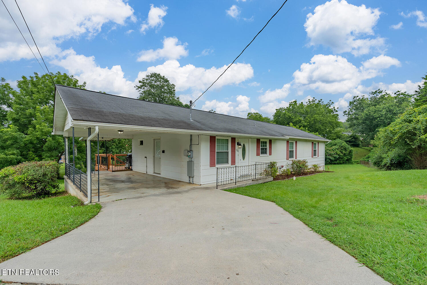 104 W Sheridan Place Oak Ridge TN 37830