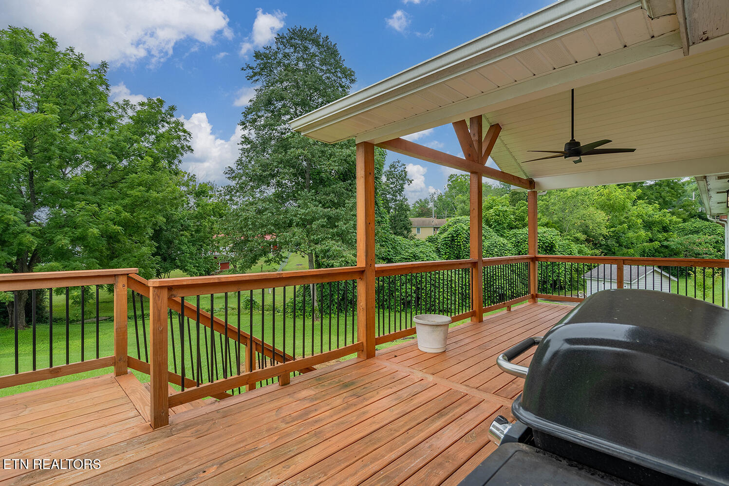 104 W Sheridan Place Oak Ridge TN 37830