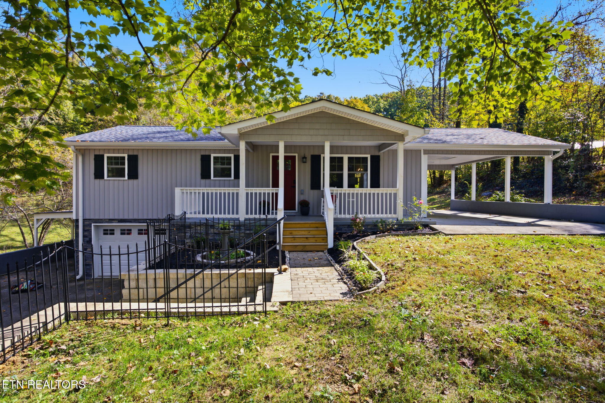 1284 Sulphur Springs Road Clinton TN 37716