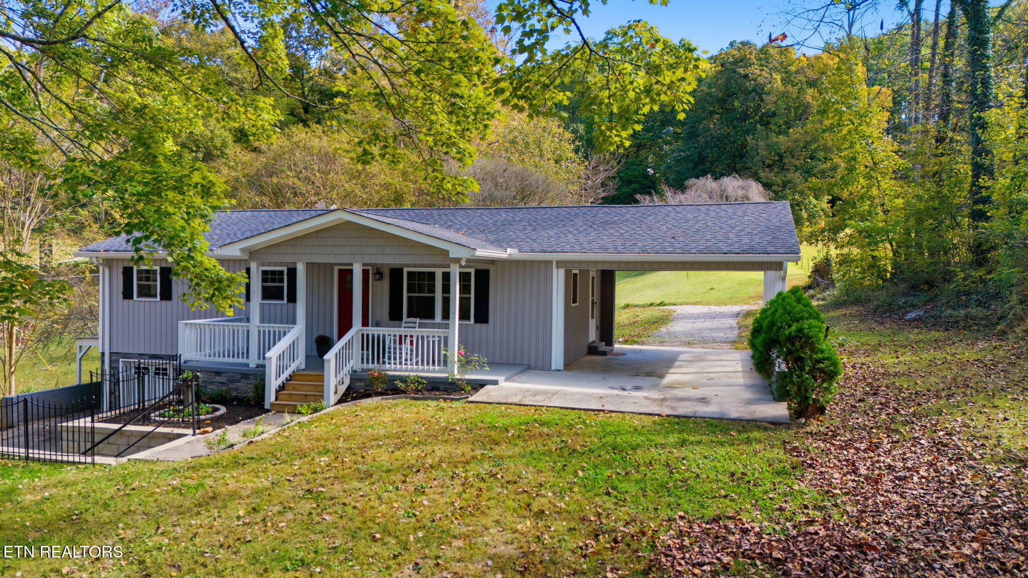 1284 Sulphur Springs Road Clinton TN 37716