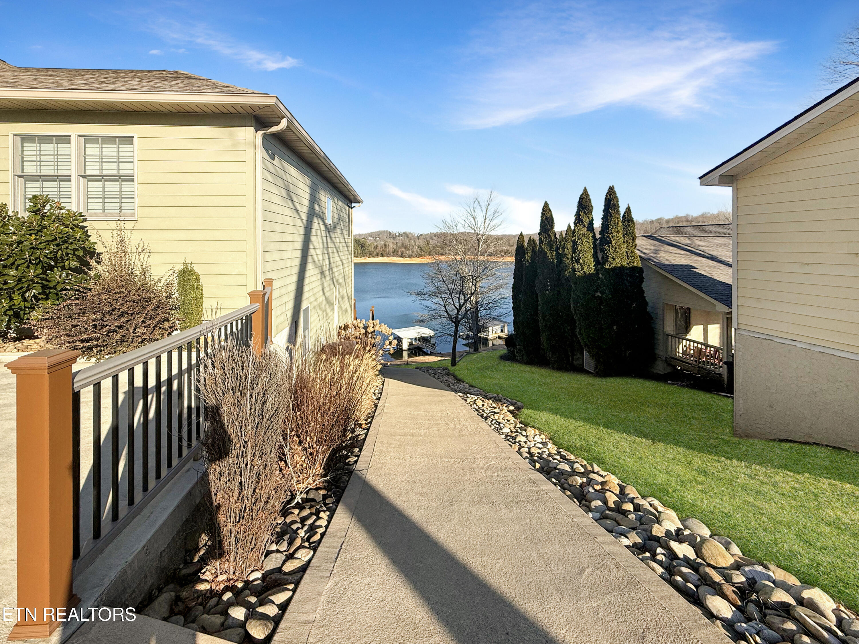 374 Norris Crest Drive Lafollette TN 37766
