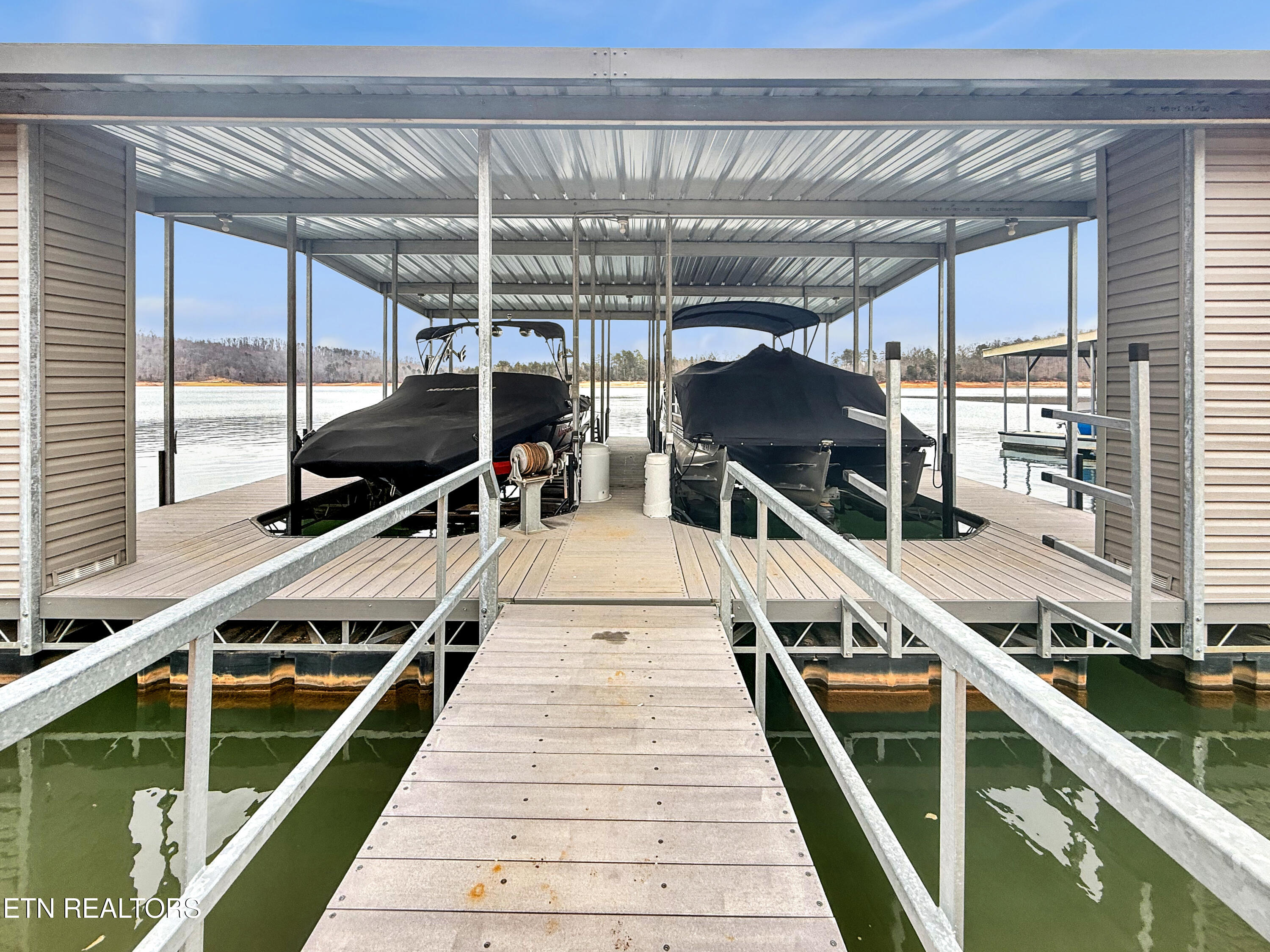 374 Norris Crest Drive Lafollette TN 37766
