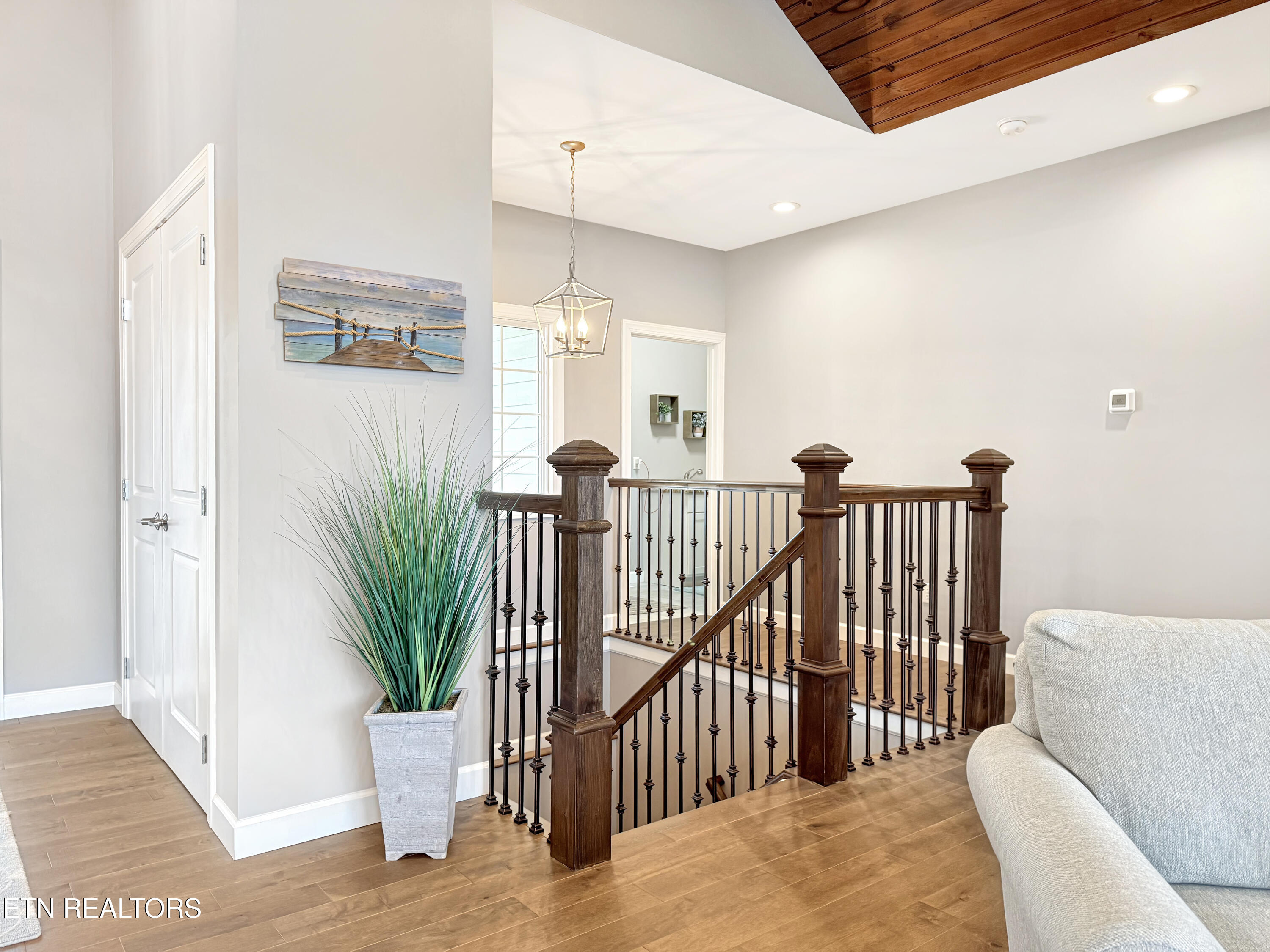 374 Norris Crest Drive Lafollette TN 37766