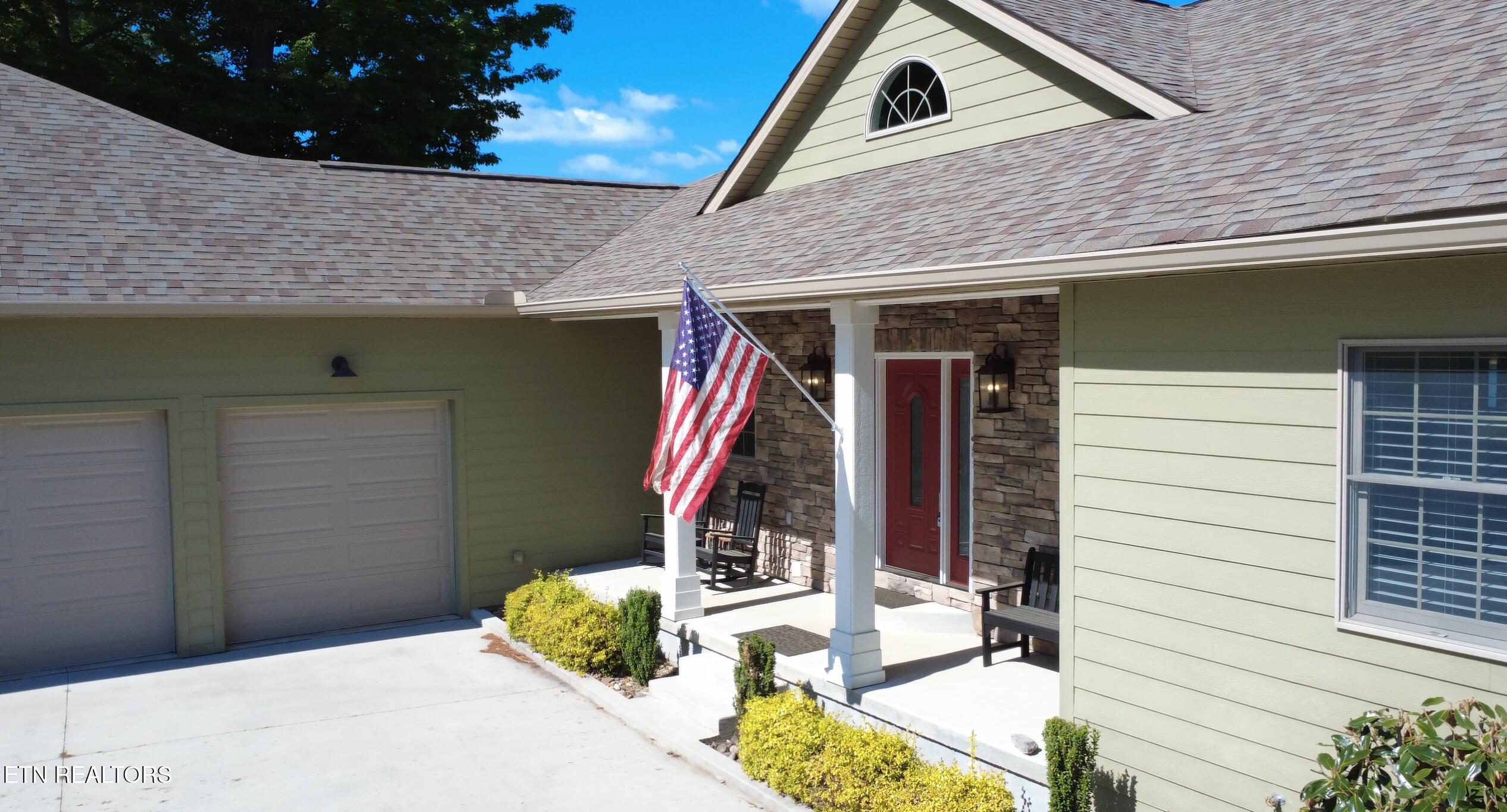374 Norris Crest Drive Lafollette TN 37766
