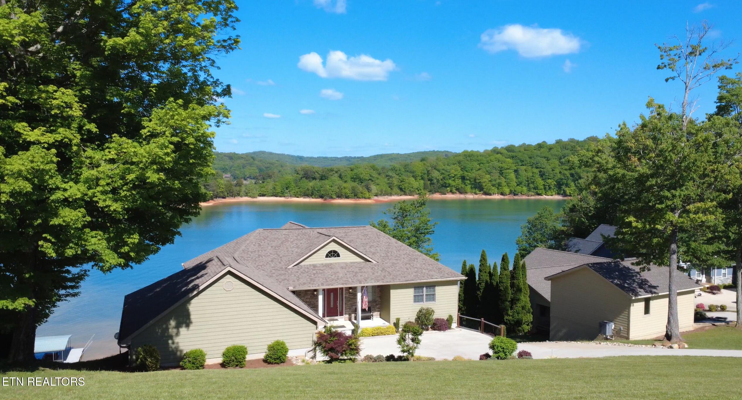 374 Norris Crest Drive Lafollette TN 37766
