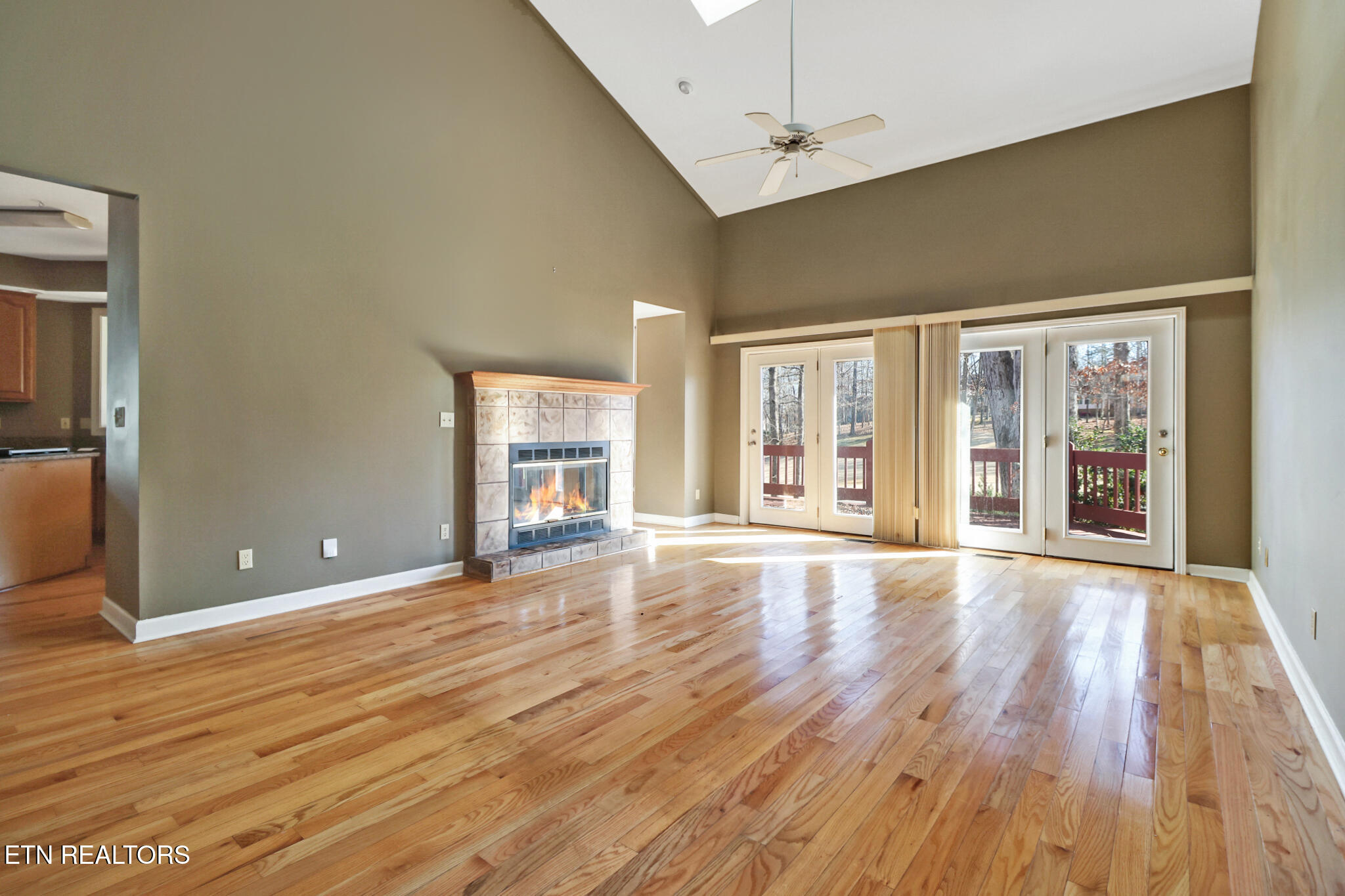 121 Inata Circle Loudon TN 37774