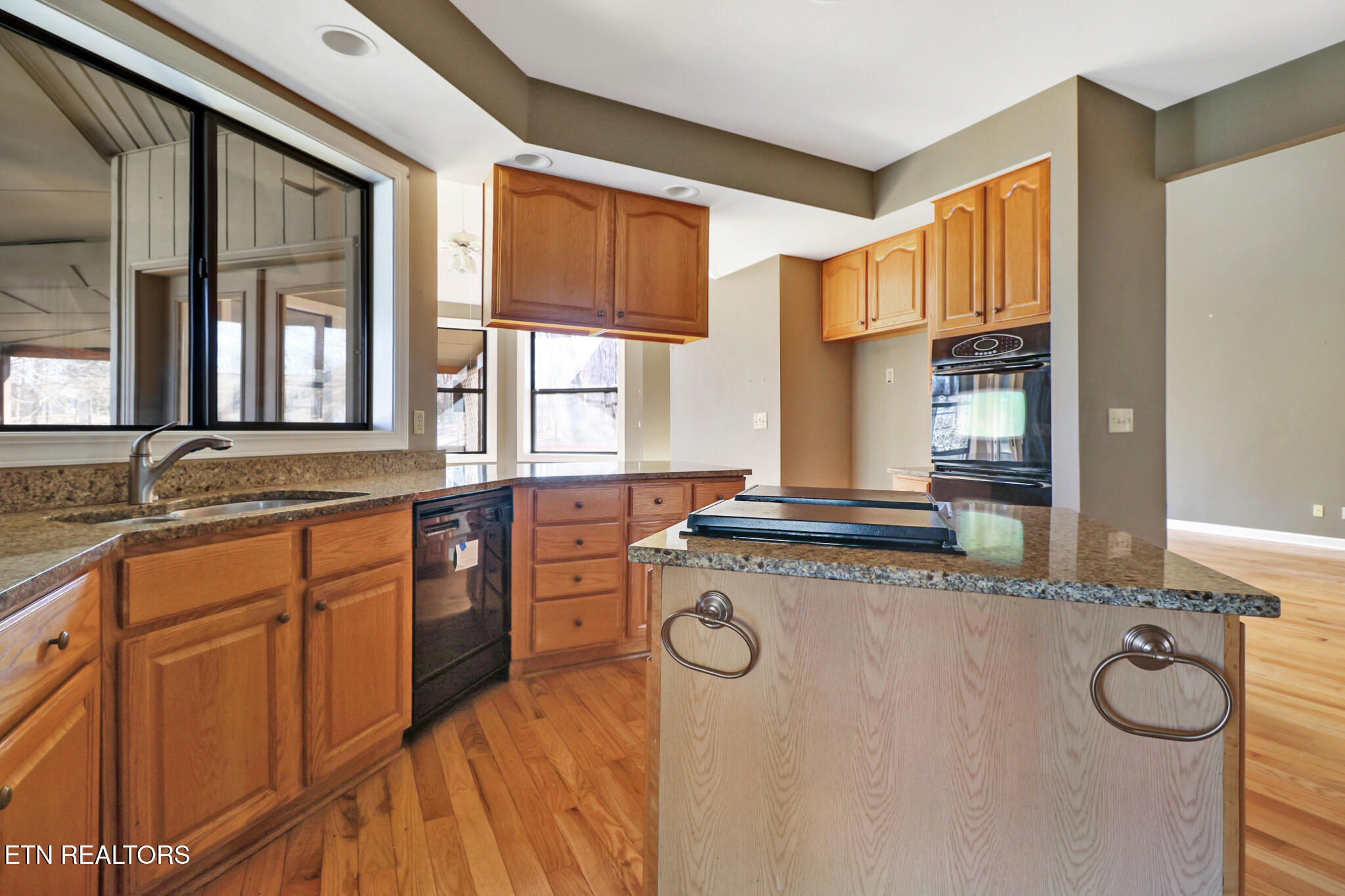 121 Inata Circle Loudon TN 37774