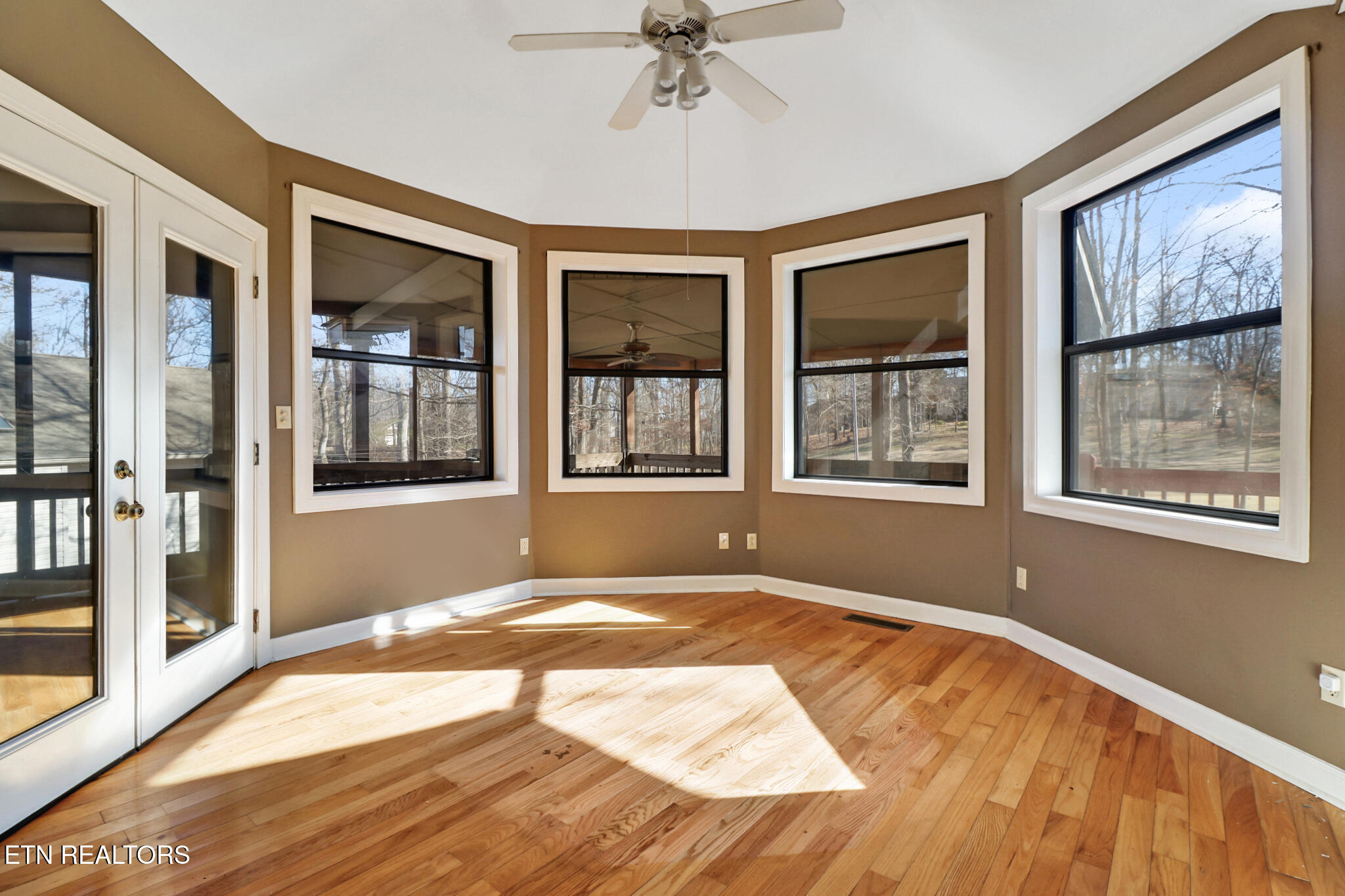 121 Inata Circle Loudon TN 37774