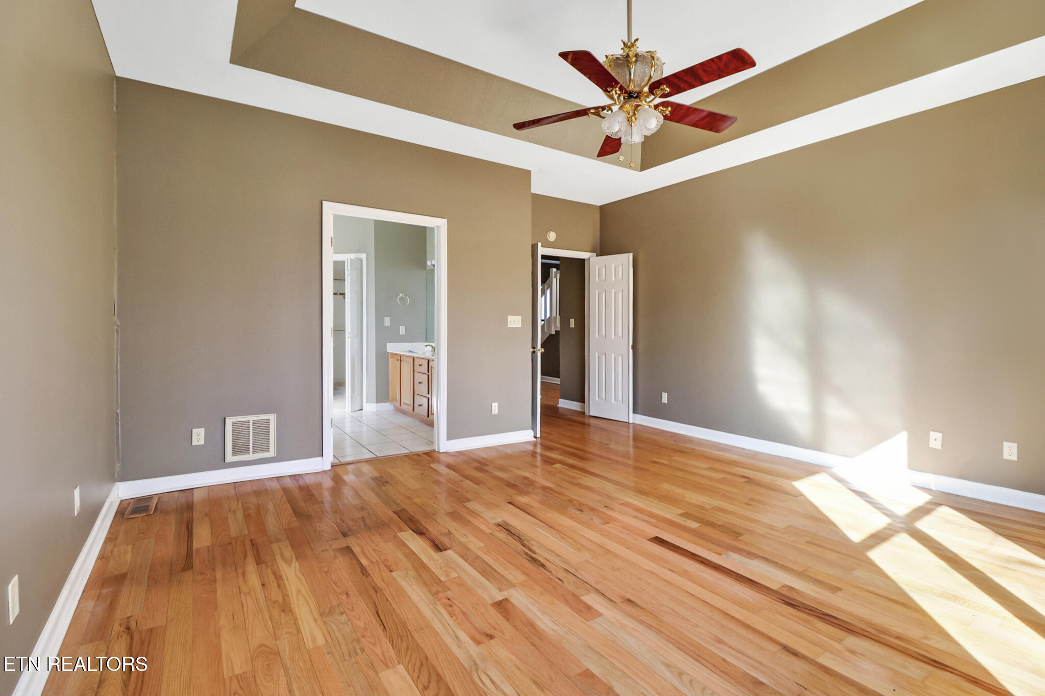 121 Inata Circle Loudon TN 37774