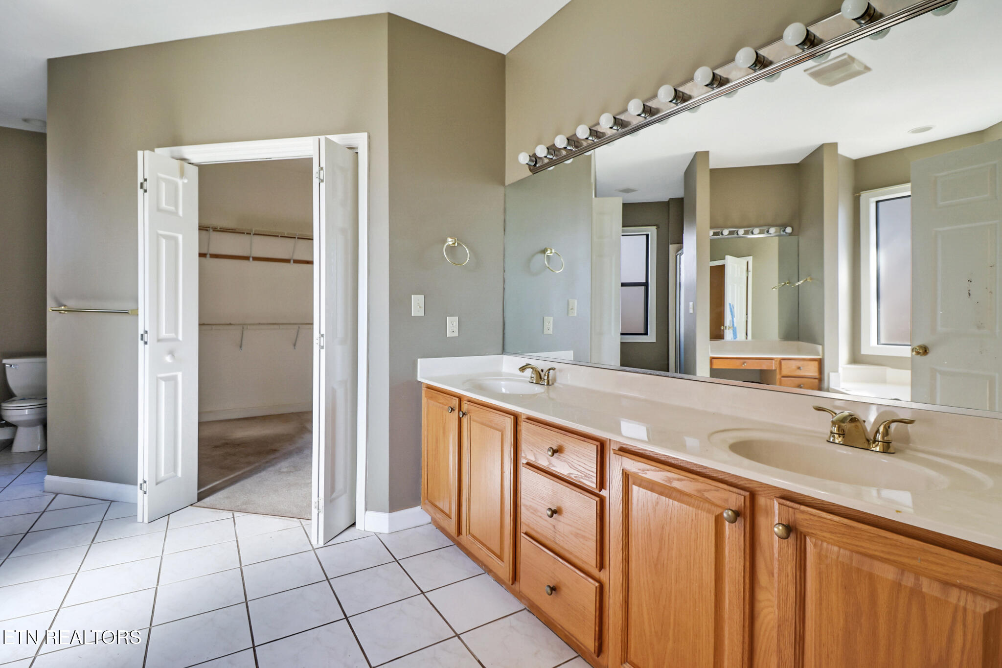 121 Inata Circle Loudon TN 37774