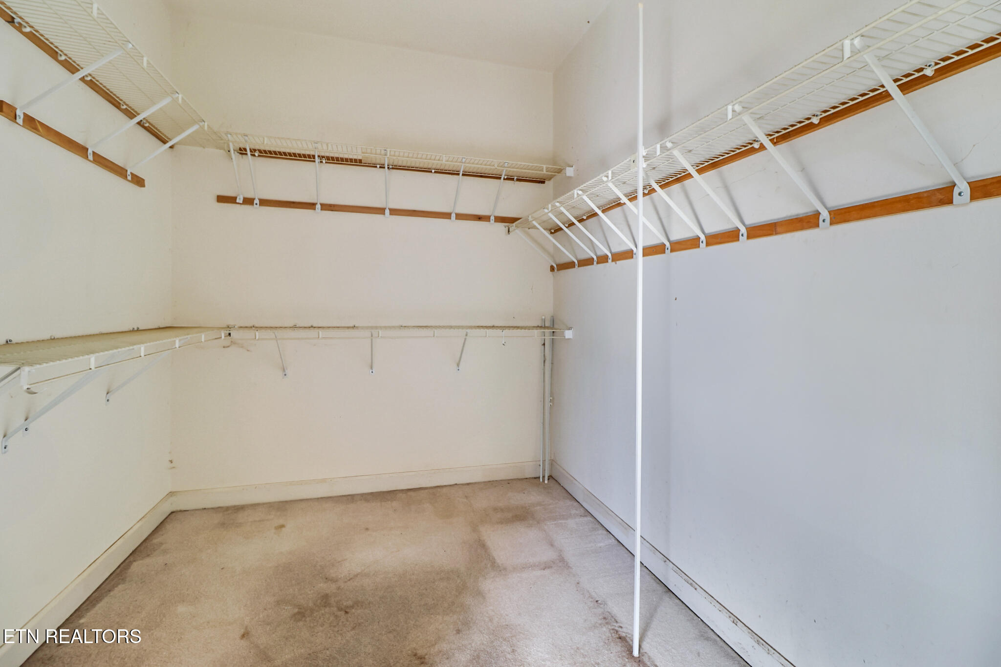 121 Inata Circle Loudon TN 37774