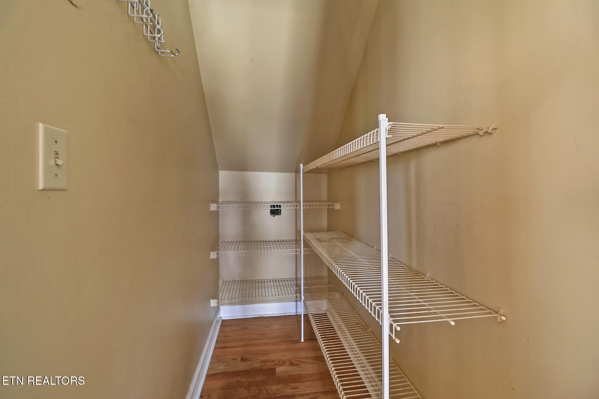 121 Inata Circle Loudon TN 37774