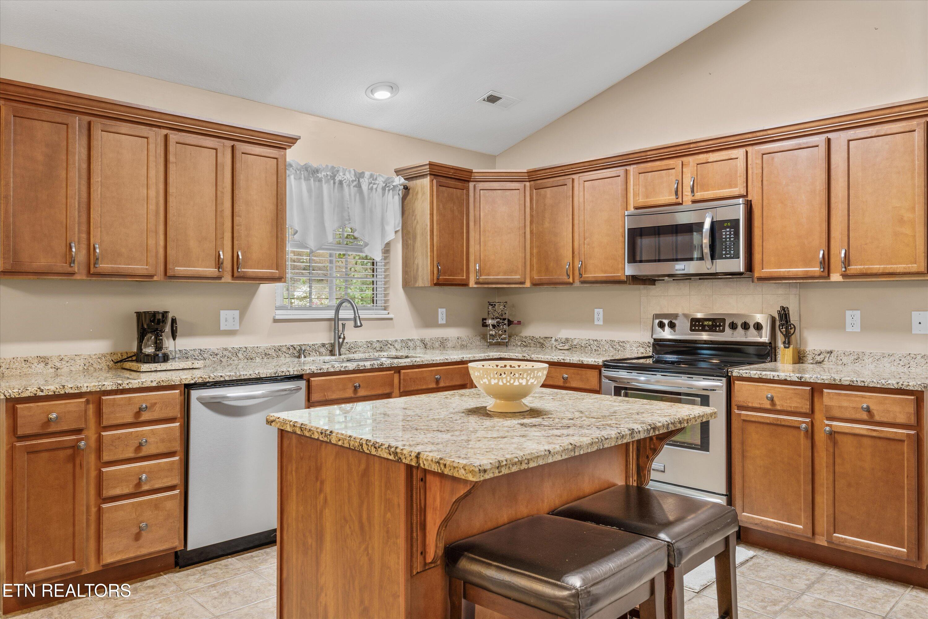 1026 Saint Johns Drive Maryville TN 37801