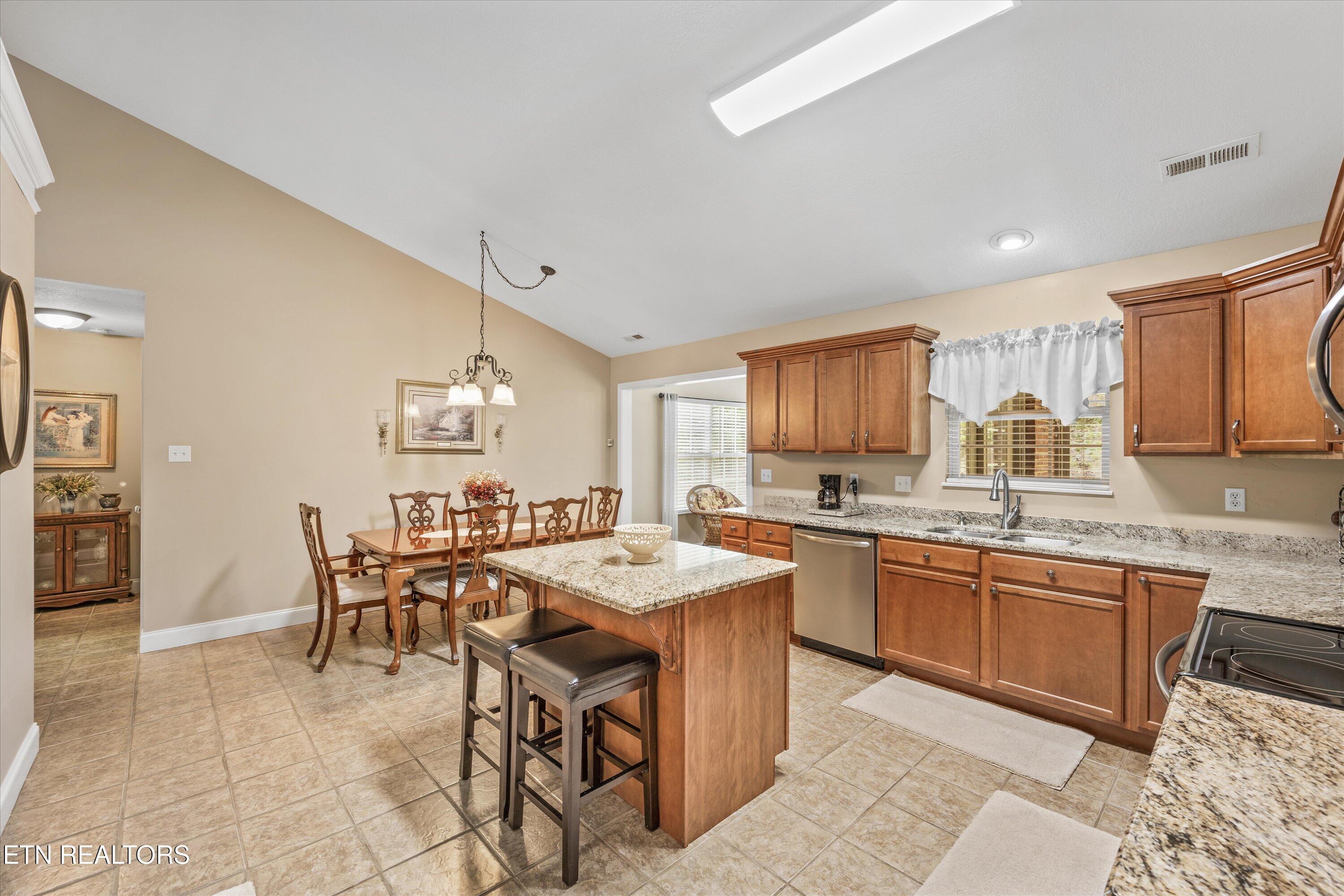 1026 Saint Johns Drive Maryville TN 37801