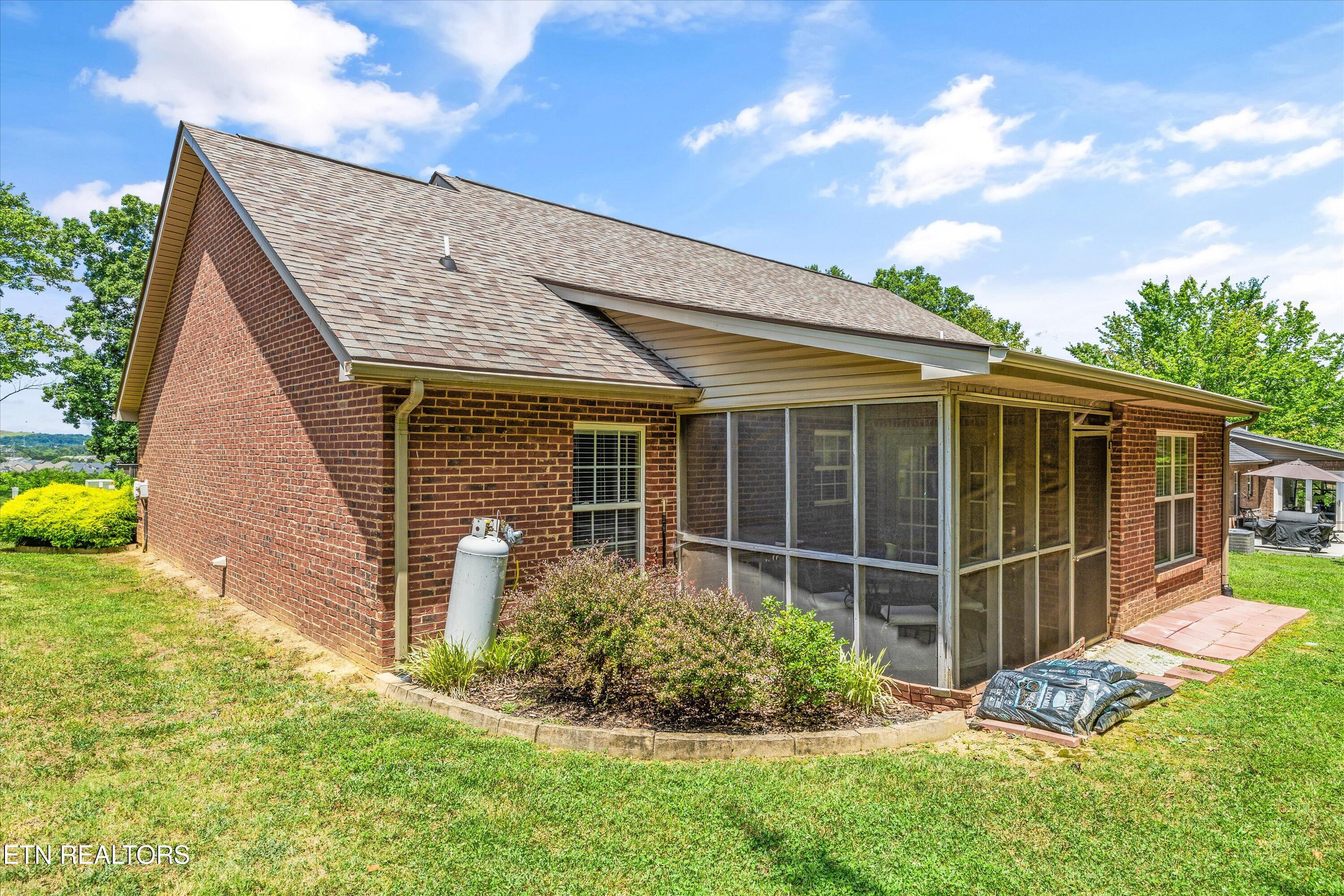 1026 Saint Johns Drive Maryville TN 37801