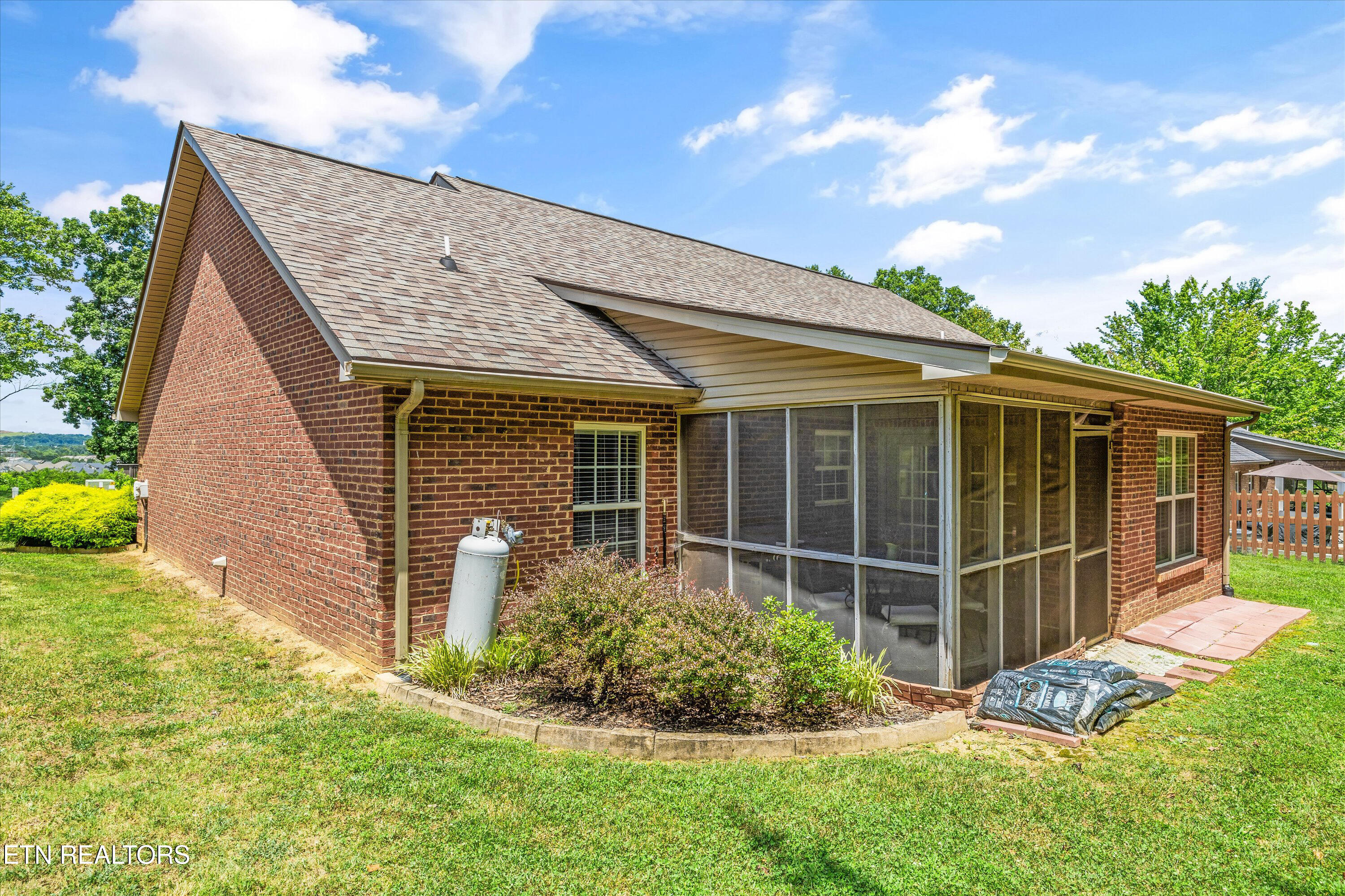 1026 Saint Johns Drive Maryville TN 37801