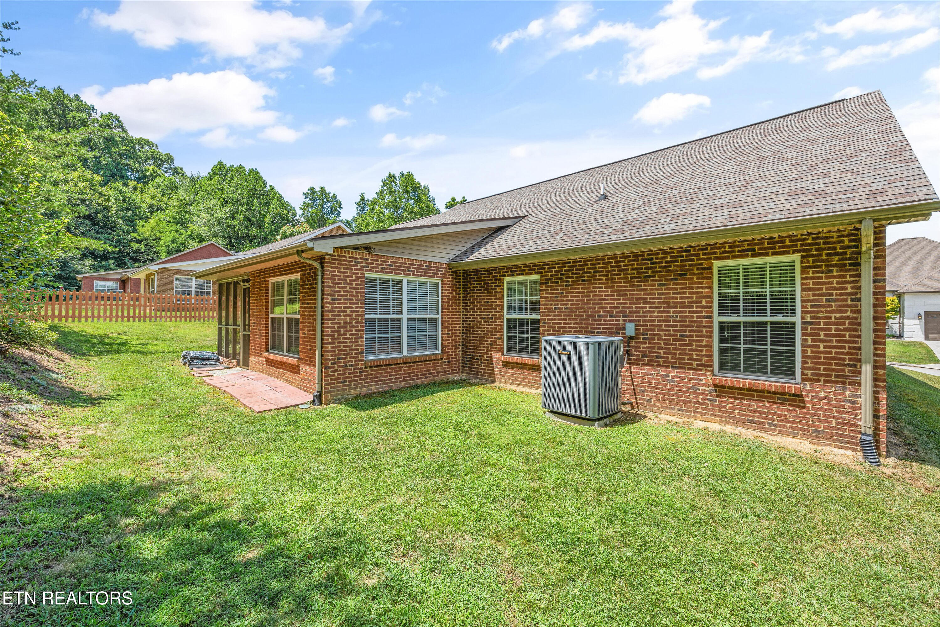 1026 Saint Johns Drive Maryville TN 37801
