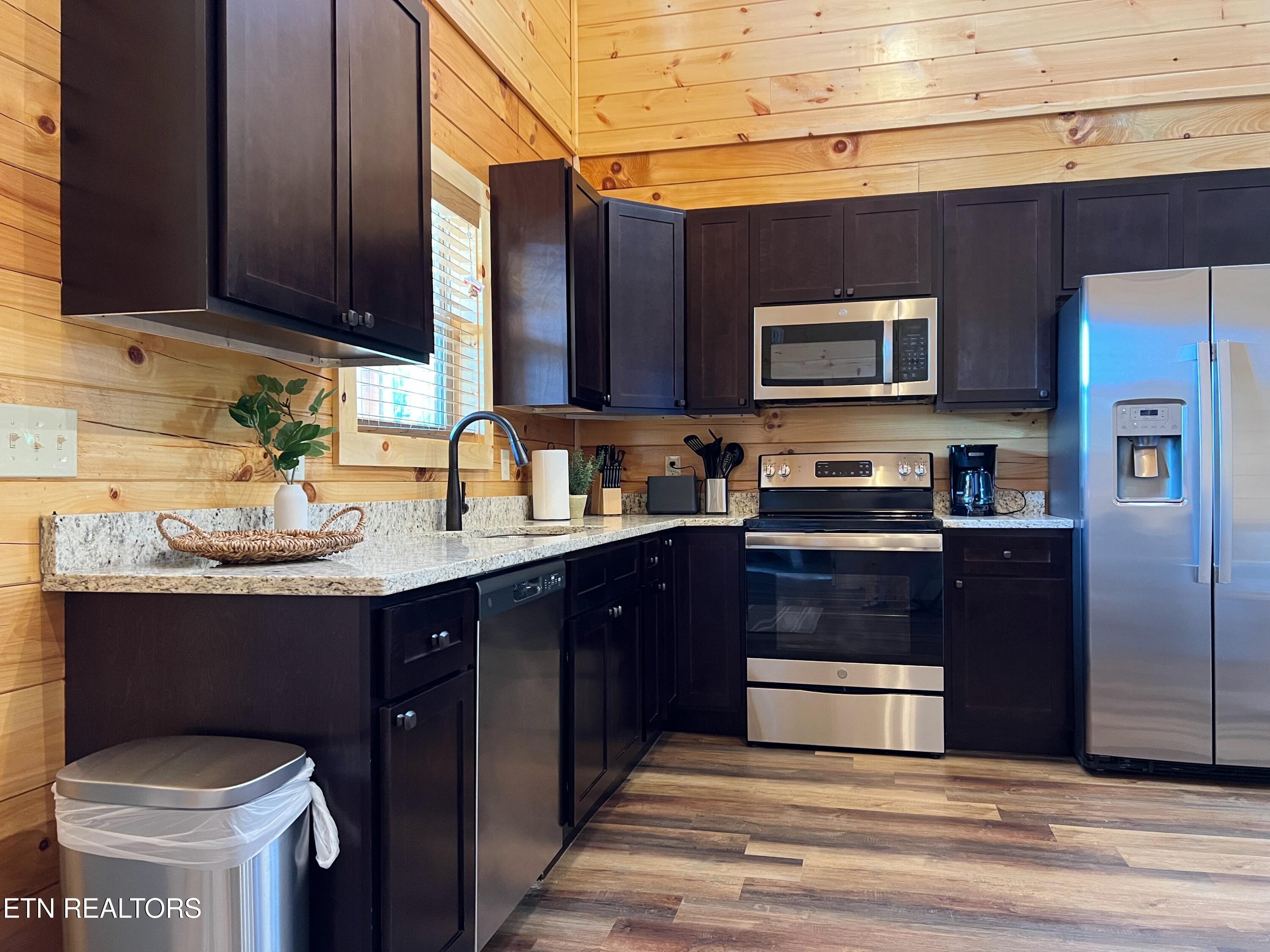 3741 Heritage Hills Drive Pigeon Forge TN 37863