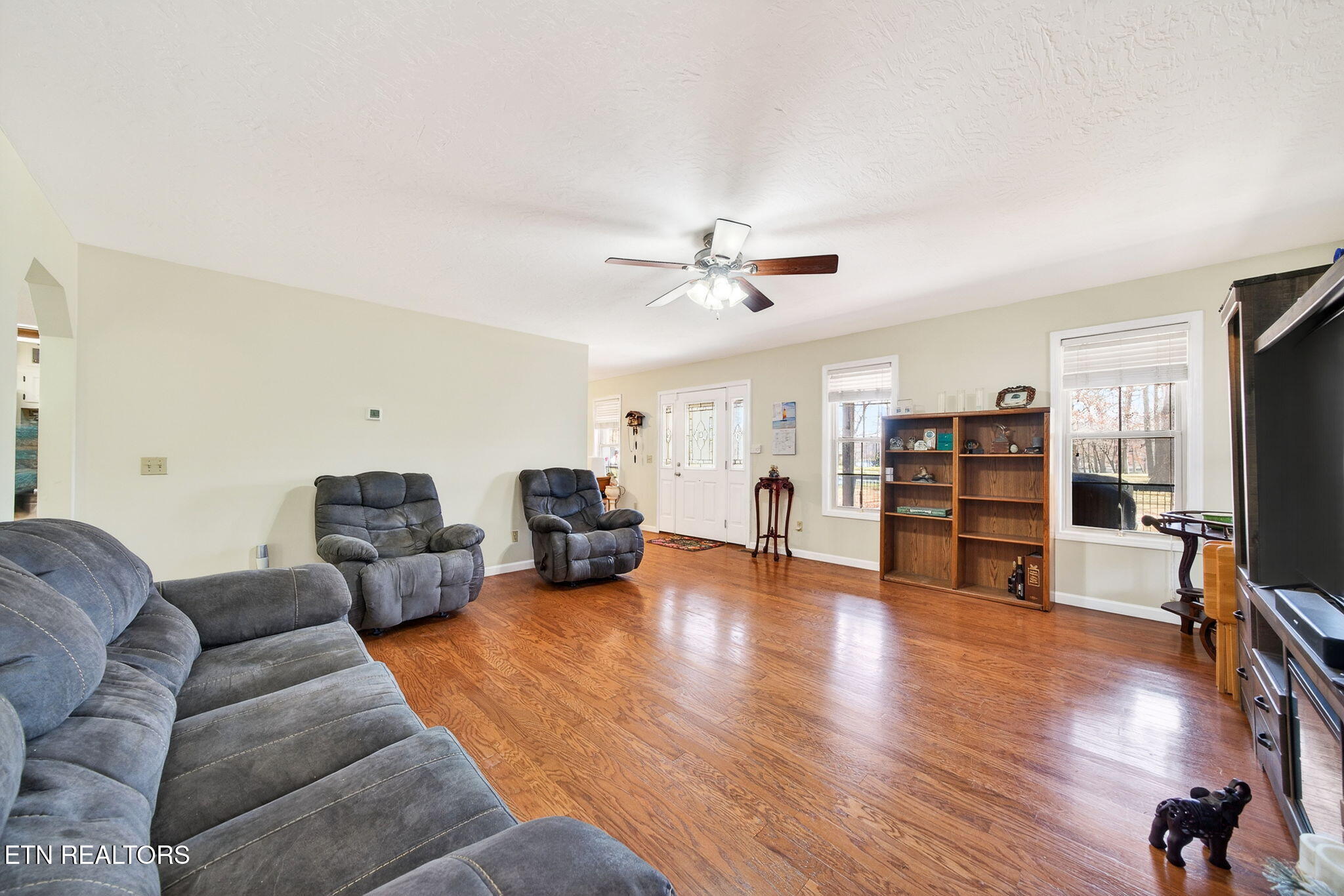 81 Pine Tree Circle Crossville TN 38571