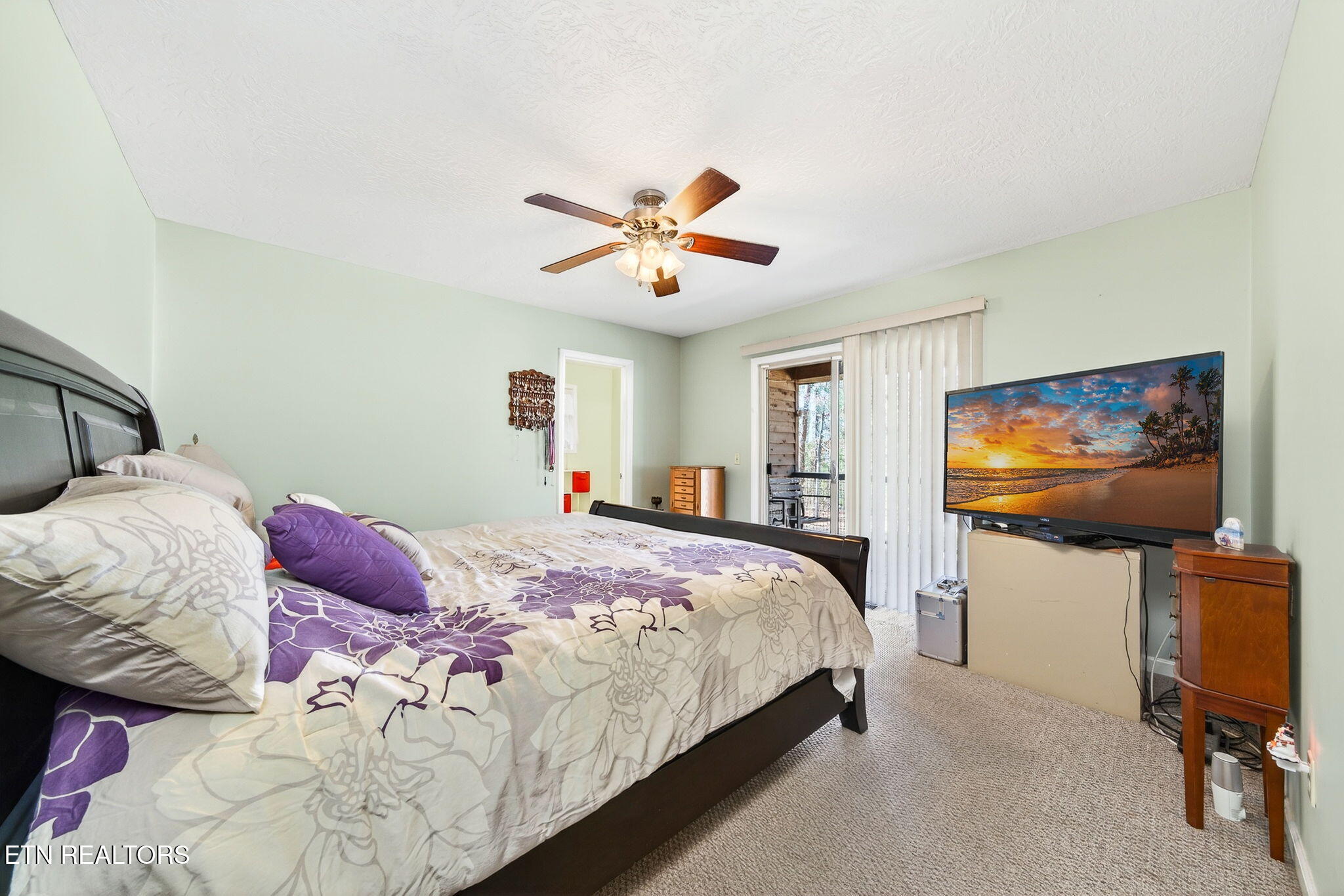 81 Pine Tree Circle Crossville TN 38571