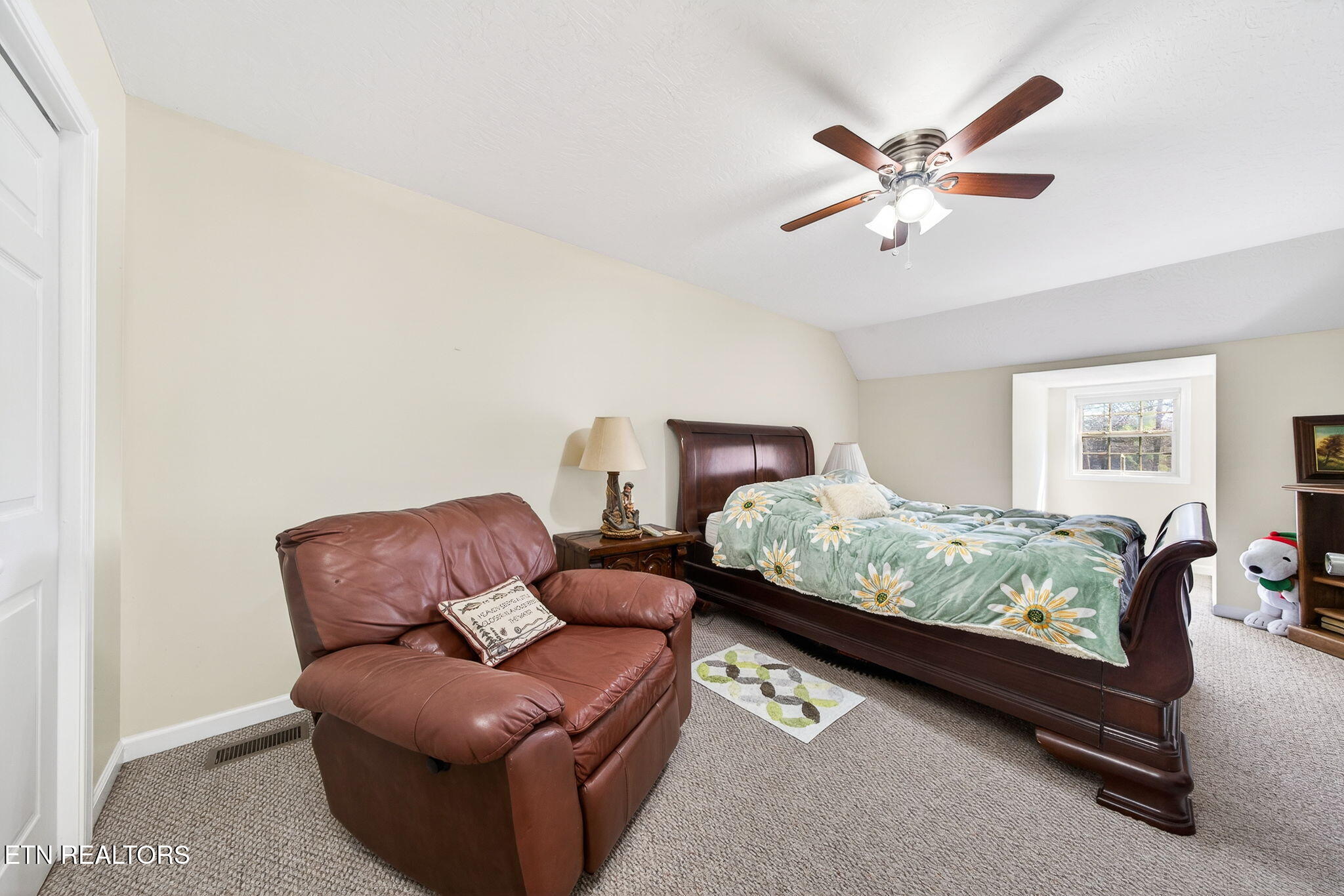 81 Pine Tree Circle Crossville TN 38571