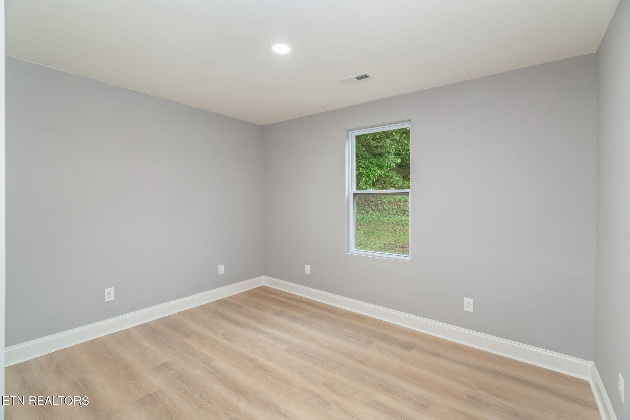 600 N Trinity Avenue Rockwood TN 37854