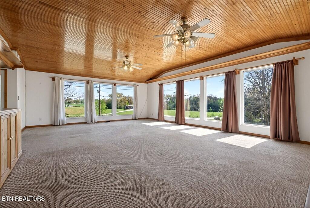 463 Franks Ferry Road Sparta TN 38583