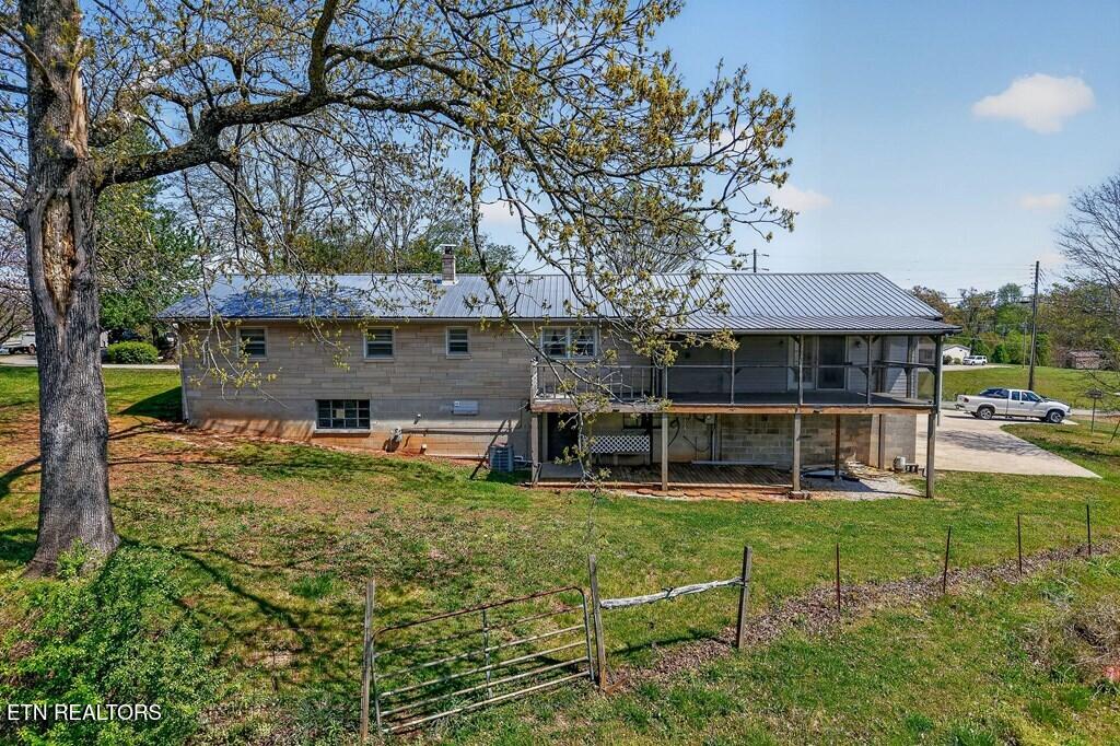 463 Franks Ferry Road Sparta TN 38583