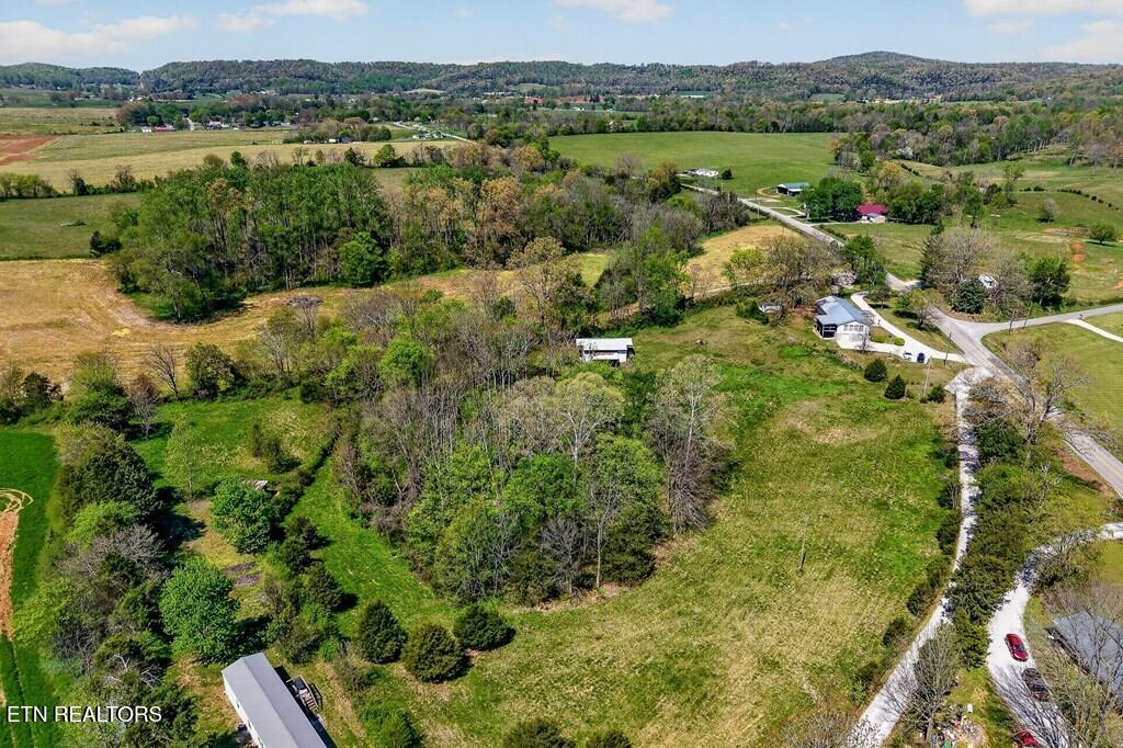 463 Franks Ferry Road Sparta TN 38583