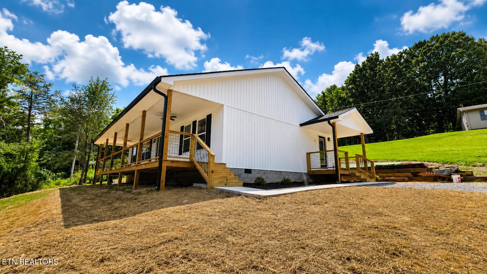 125 Canada Drive Oneida TN 37841