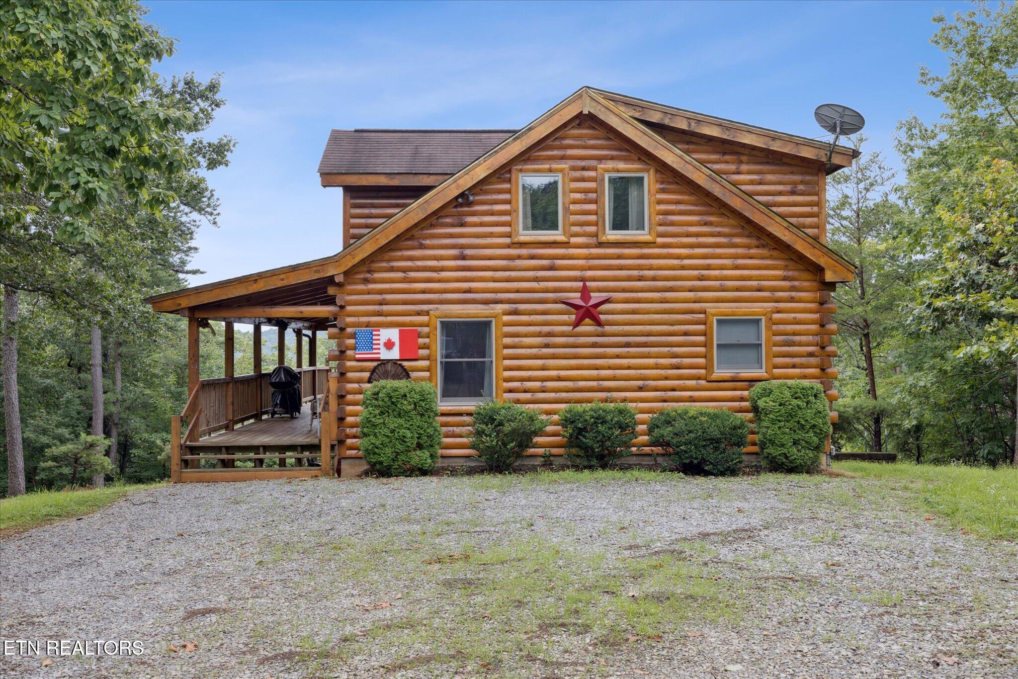 1818 Saddle Way Sevierville TN 37876