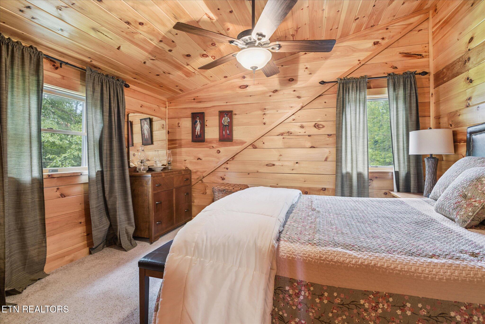 1818 Saddle Way Sevierville TN 37876