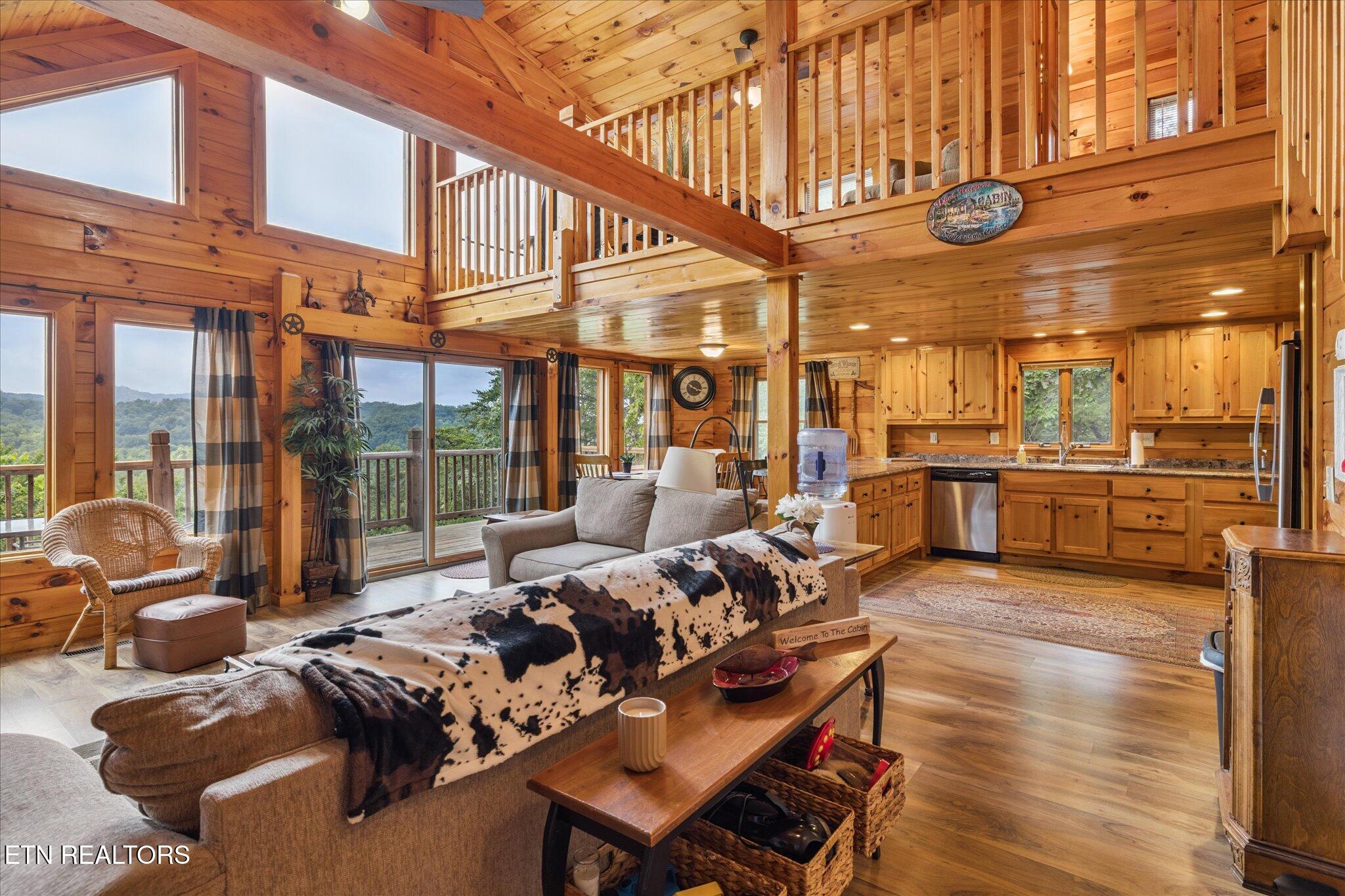 1818 Saddle Way Sevierville TN 37876