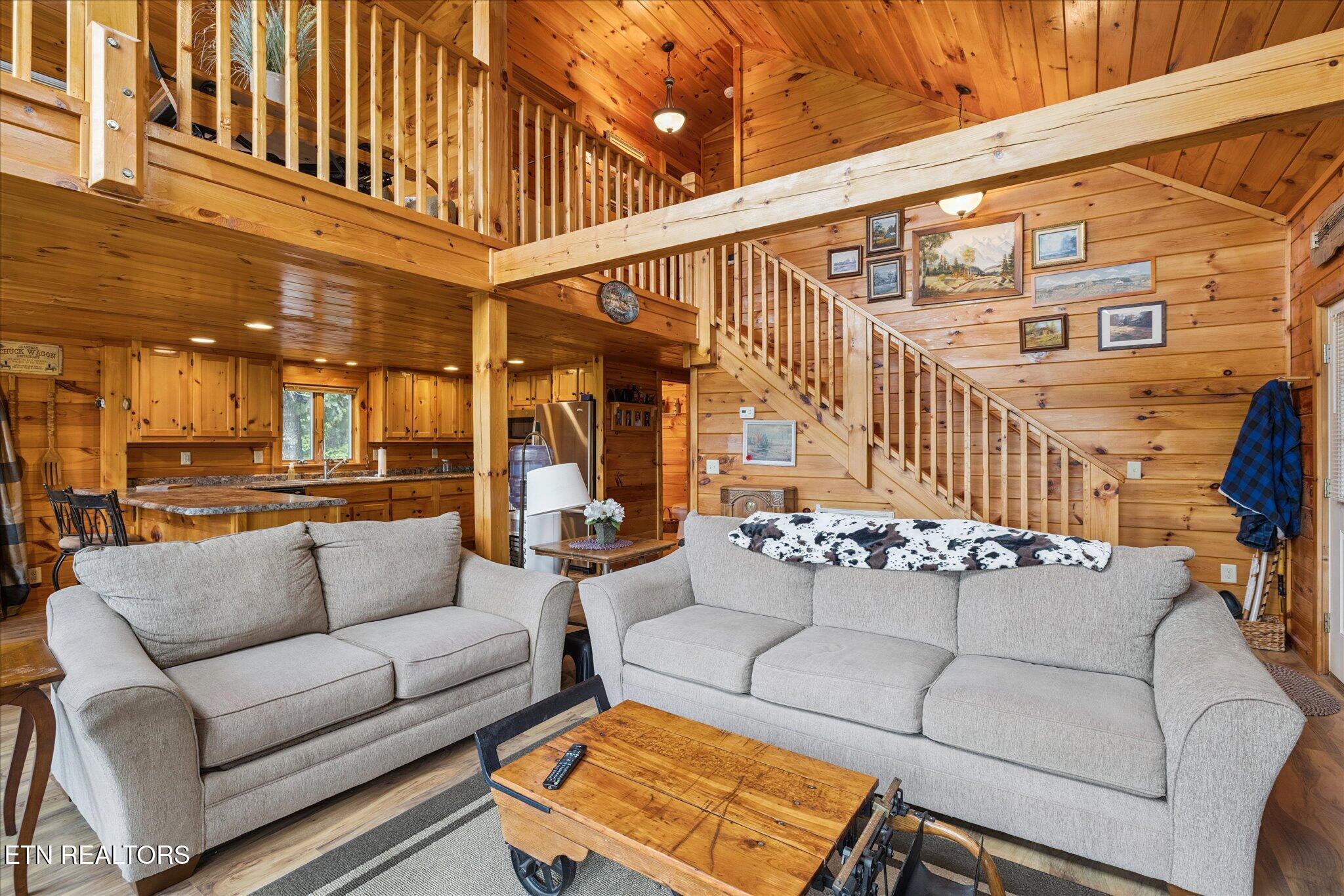 1818 Saddle Way Sevierville TN 37876