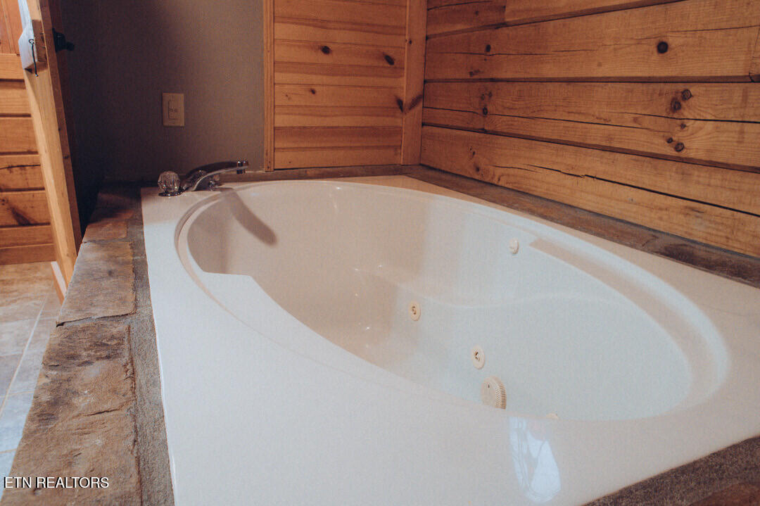 419 Sassafras Trail Pigeon Forge TN 37876