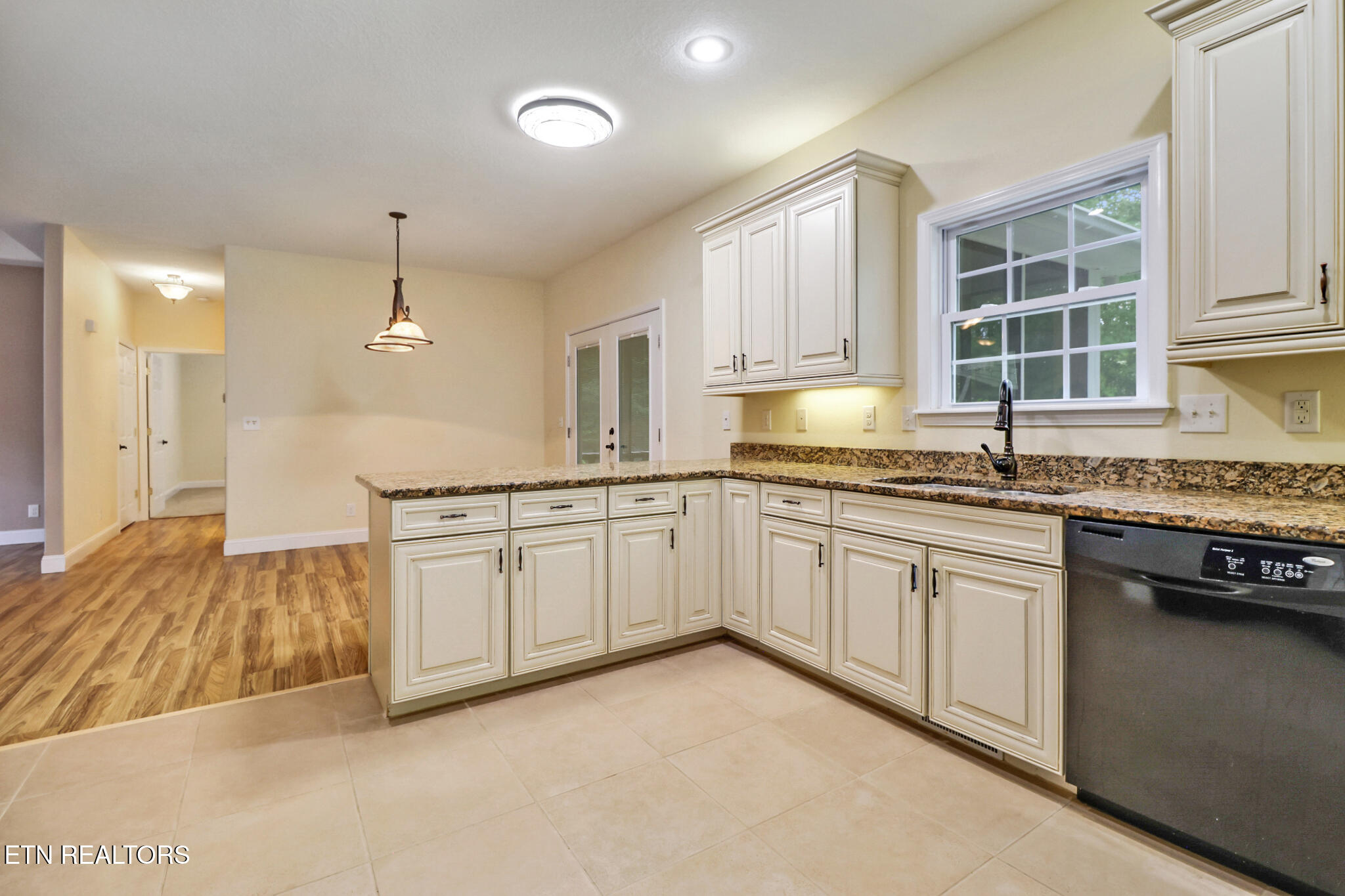 7207 Kanapolis Drive Crossville TN 38572