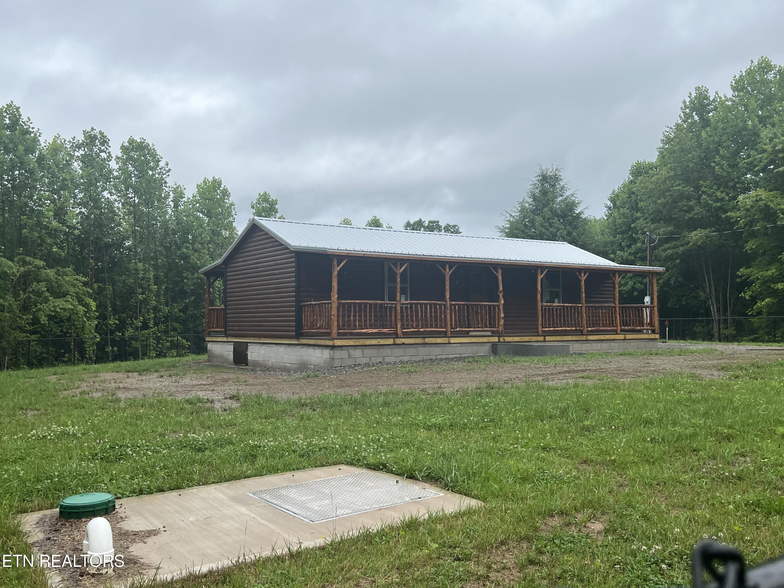 2240 Mt. Pleasant Road Vonore TN 37885