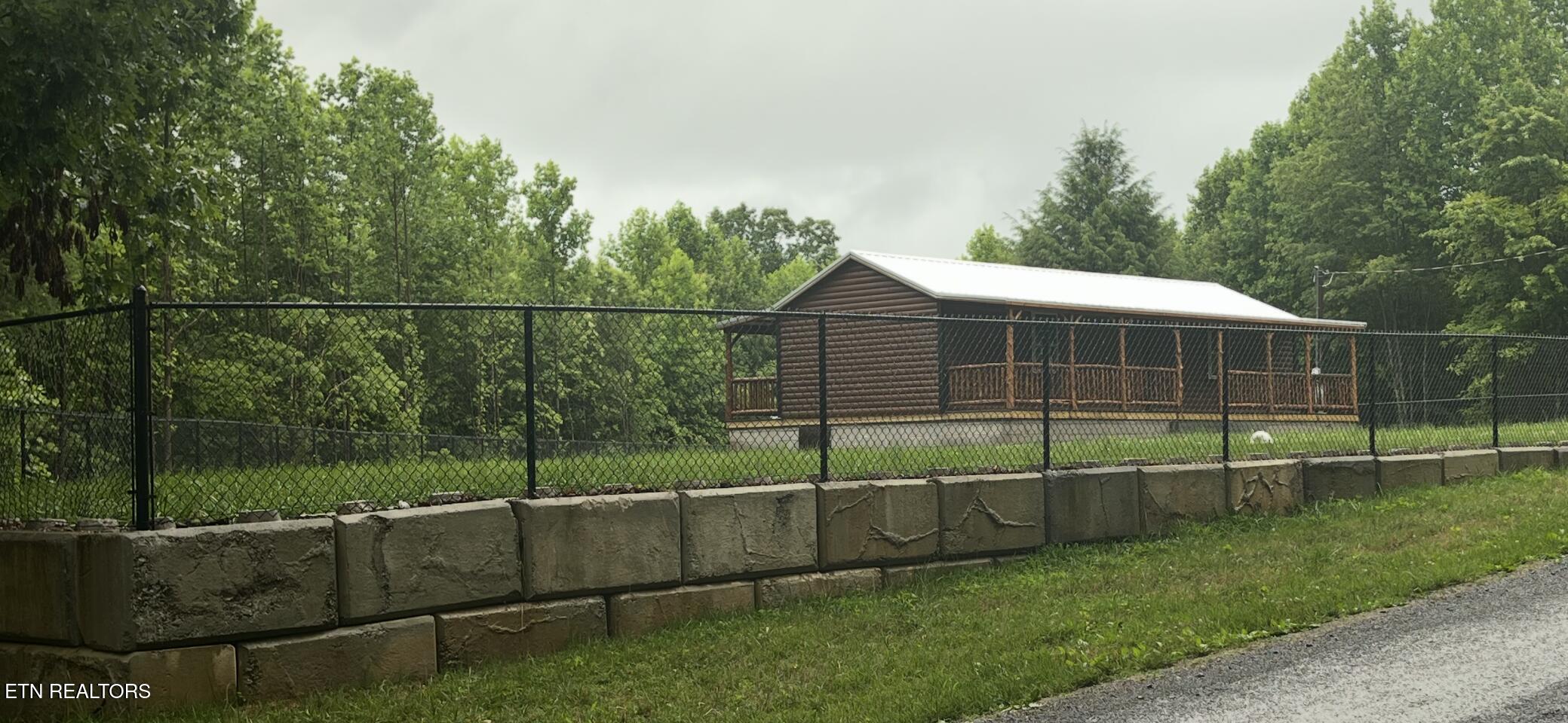 2240 Mt. Pleasant Road Vonore TN 37885