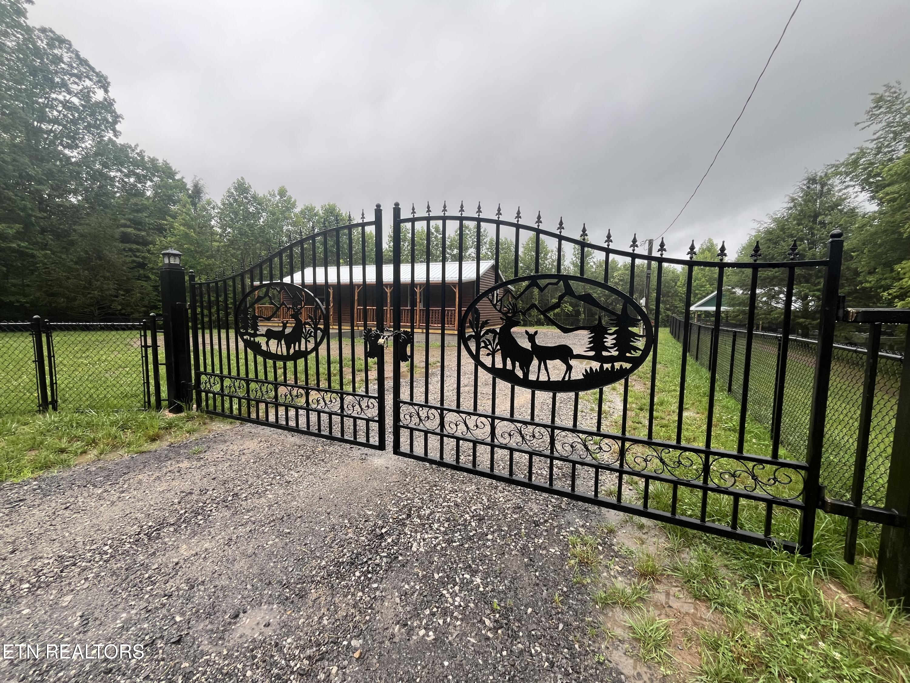 2240 Mt. Pleasant Road Vonore TN 37885