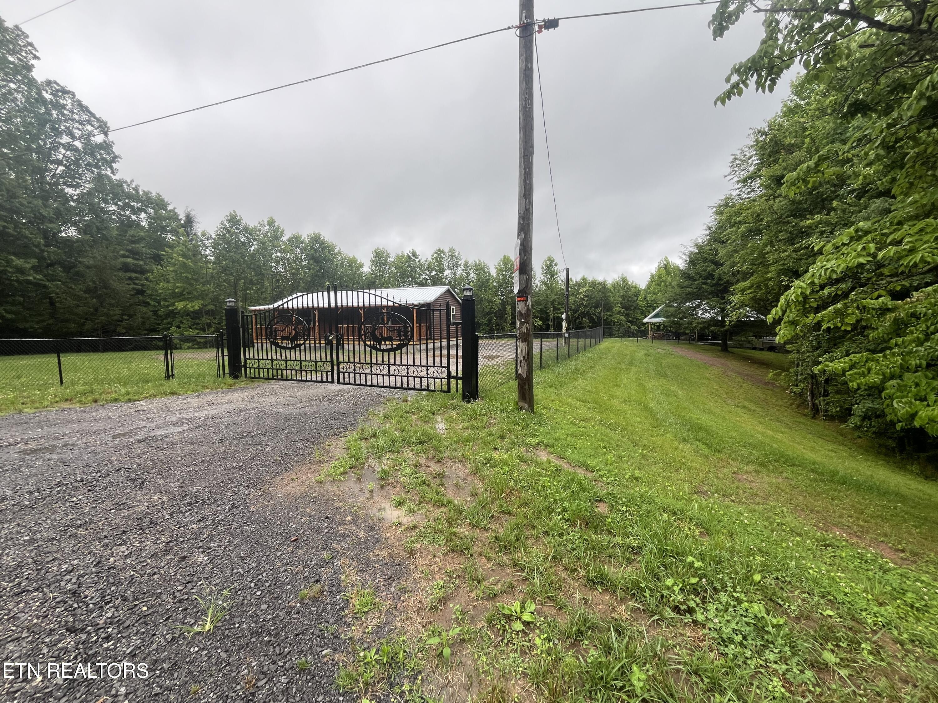 2240 Mt. Pleasant Road Vonore TN 37885
