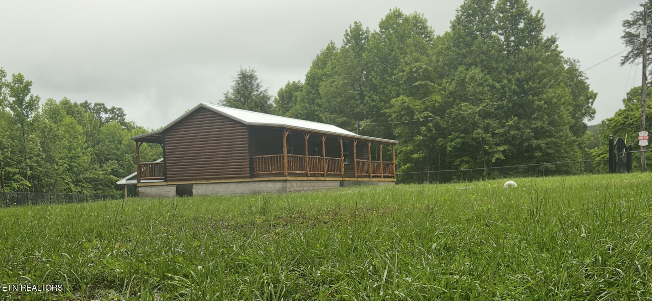 2240 Mt. Pleasant Road Vonore TN 37885