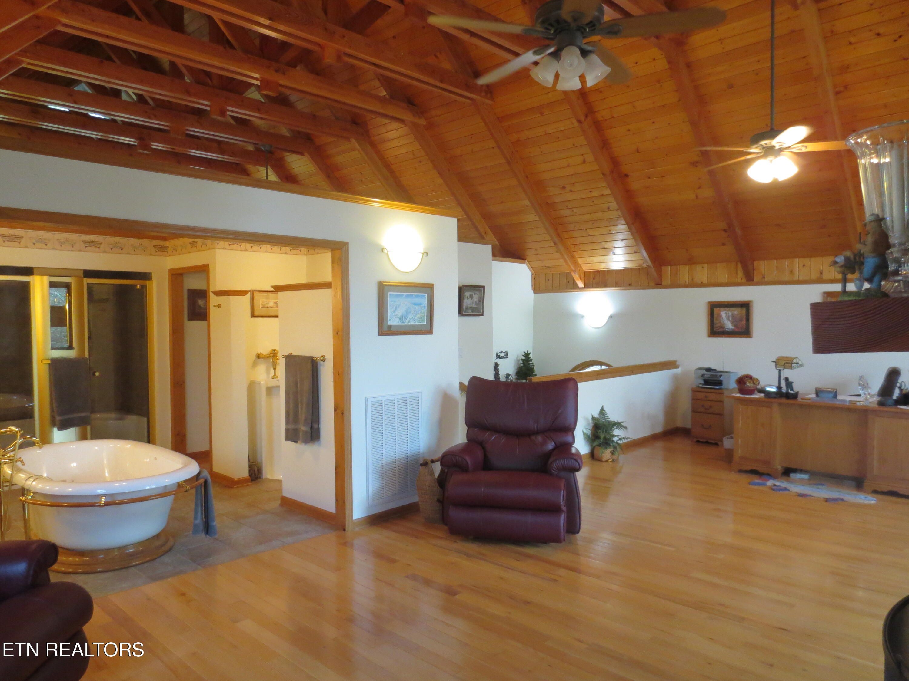 1536 Turkey Creek Road Tellico Plains TN 37385