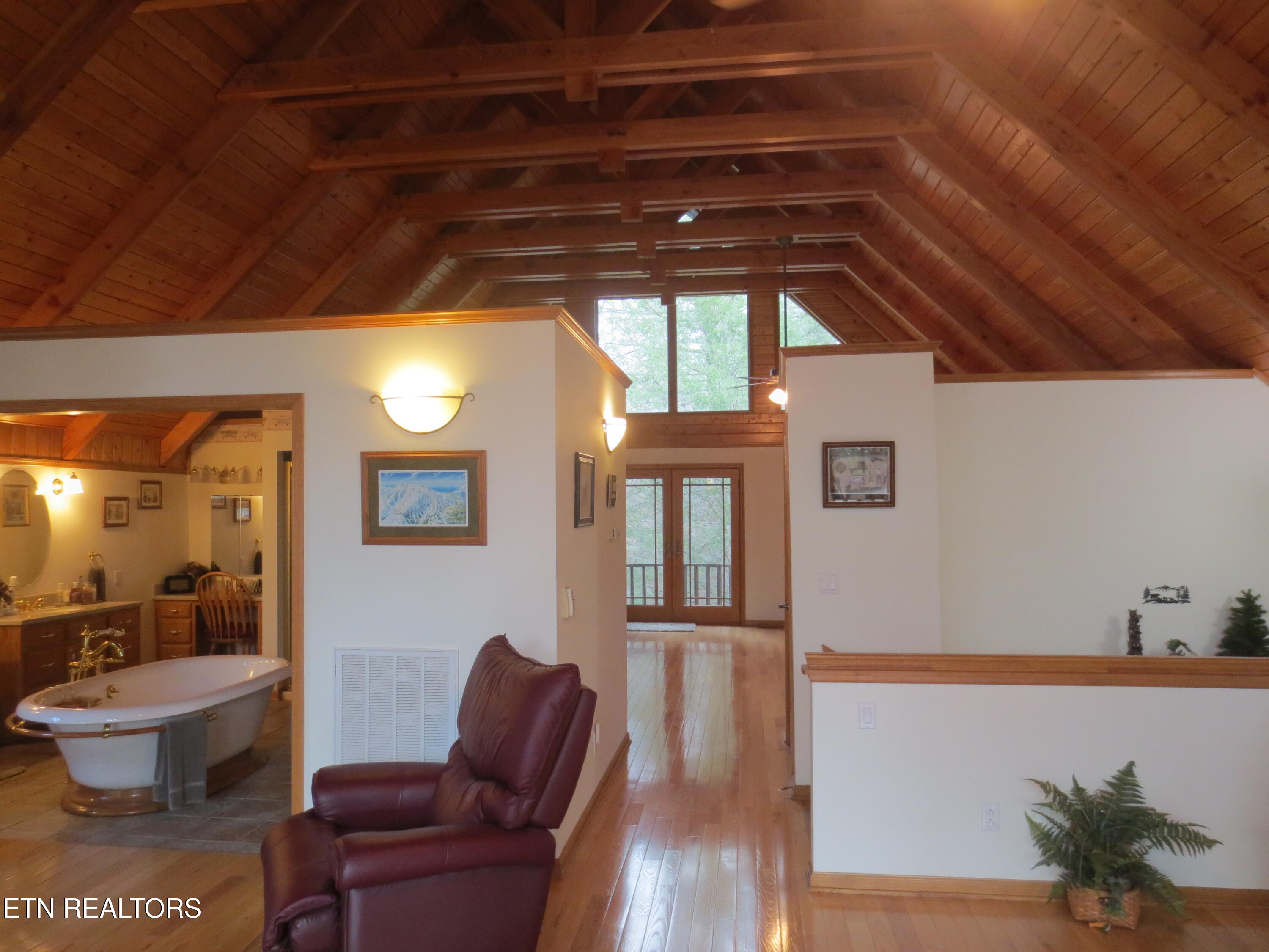 1536 Turkey Creek Road Tellico Plains TN 37385