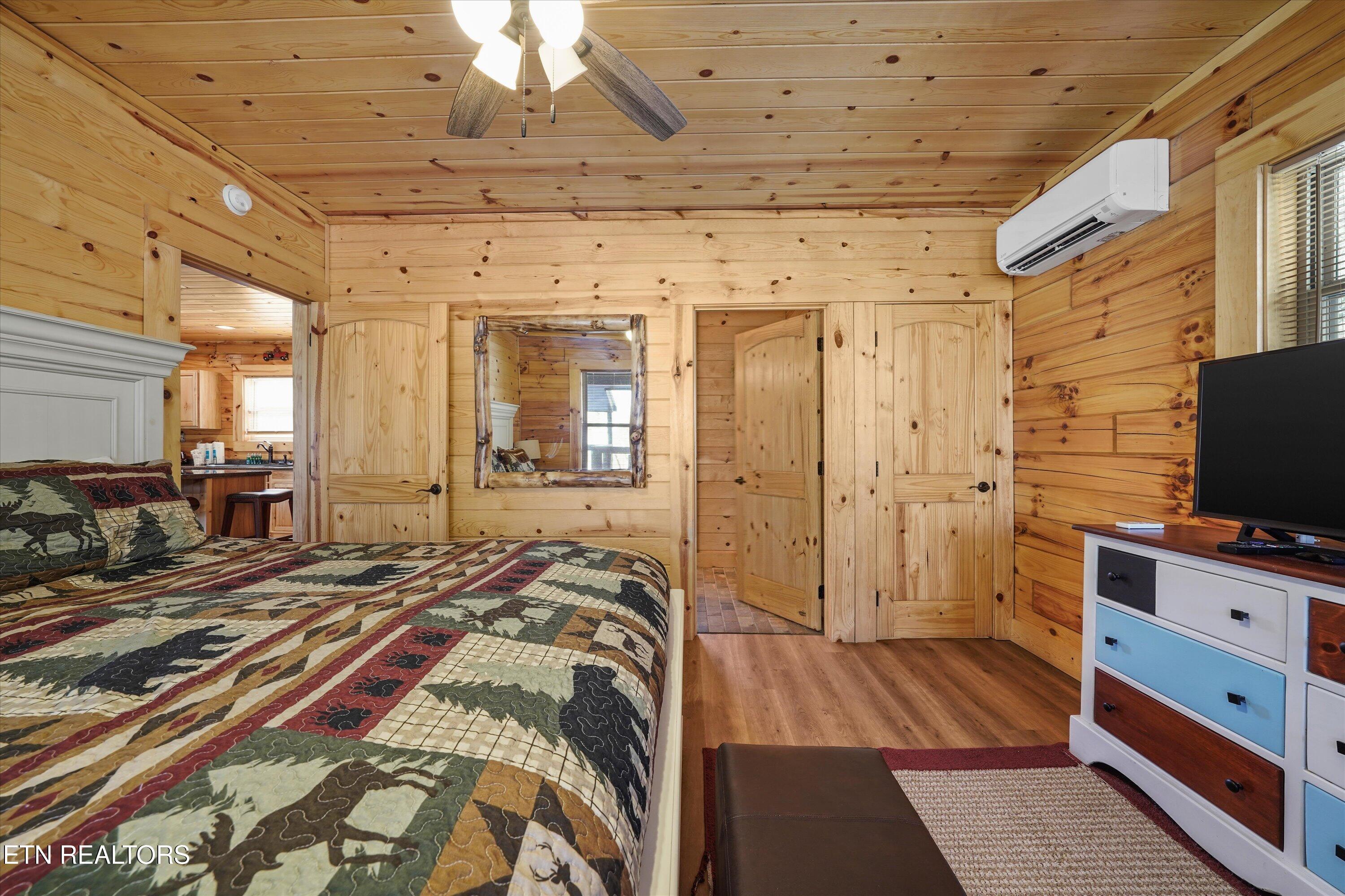 5236 Mathis Branch Road Cosby TN 37722