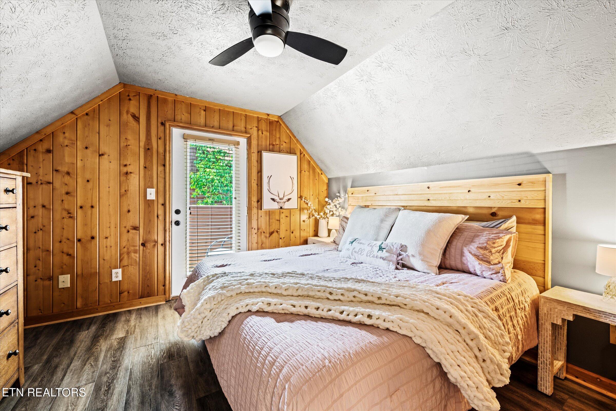1578 Bears Den Way Sevierville TN 37862