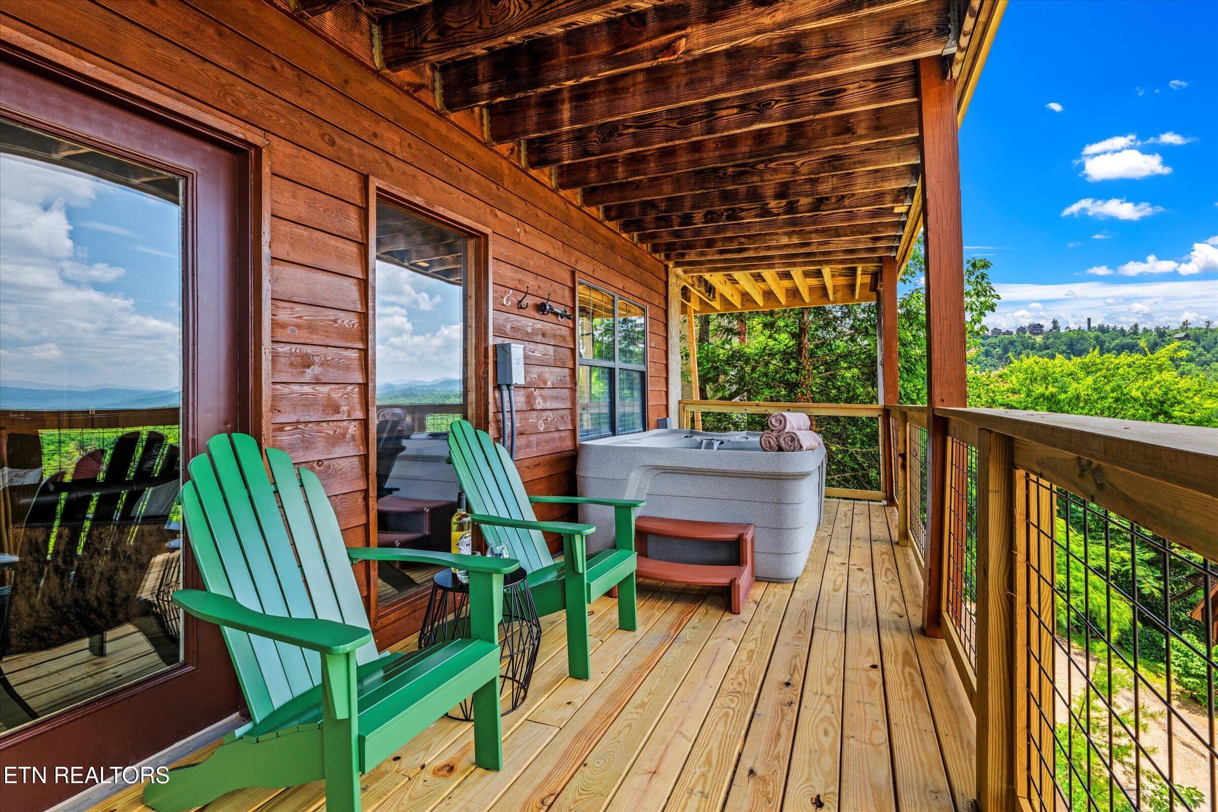 1578 Bears Den Way Sevierville TN 37862